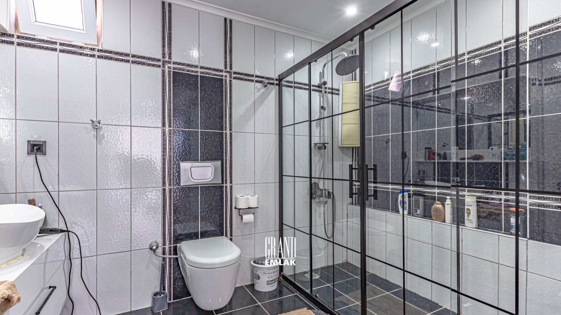 Kadriye’de Müstakil Havuzlu 4+1 Kiralık Villa (15)