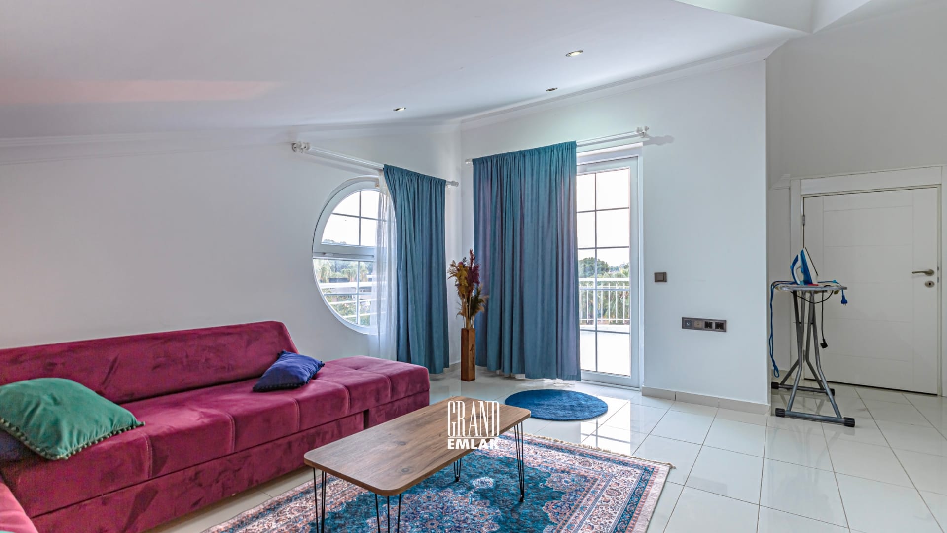 Kadriye’de Müstakil Havuzlu 4+1 Kiralık Villa (26)