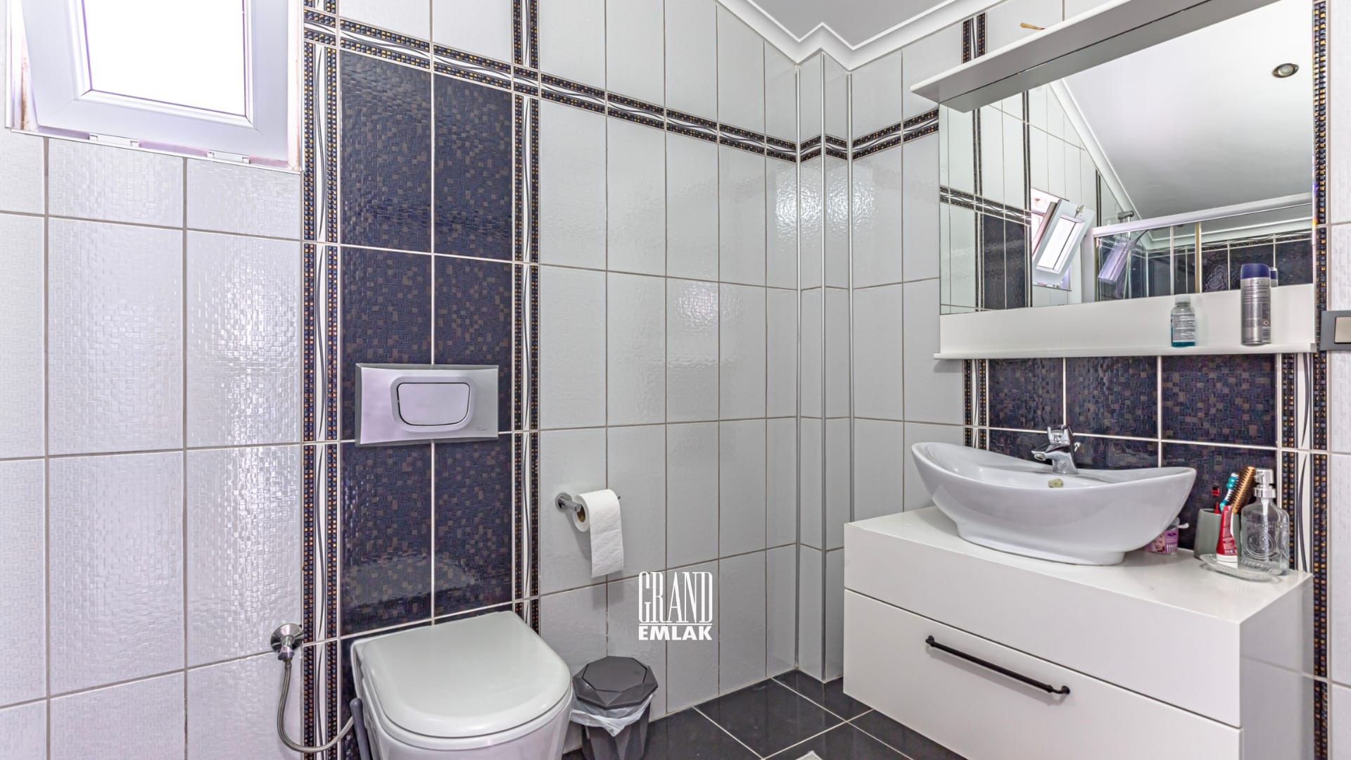 Kadriye’de Müstakil Havuzlu 4+1 Kiralık Villa (27)