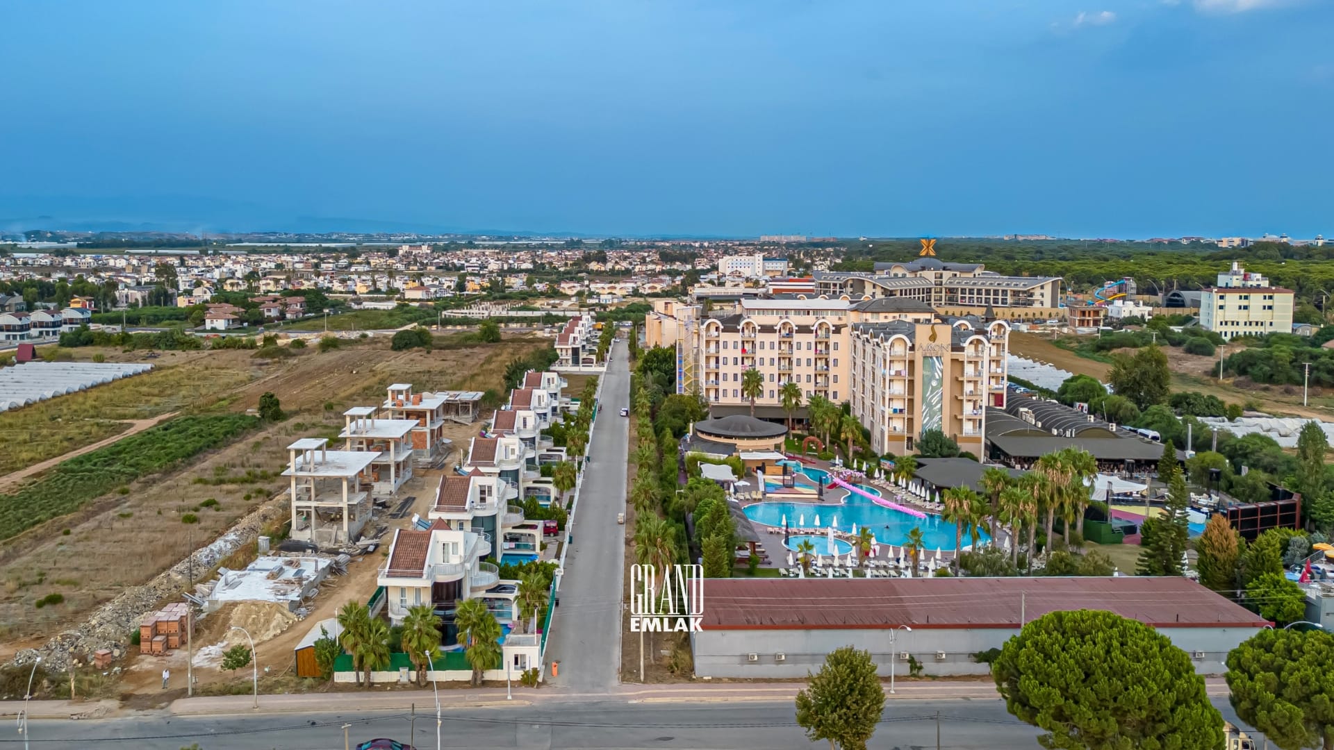 Kadriye’de Müstakil Havuzlu 4+1 Kiralık Villa (32)