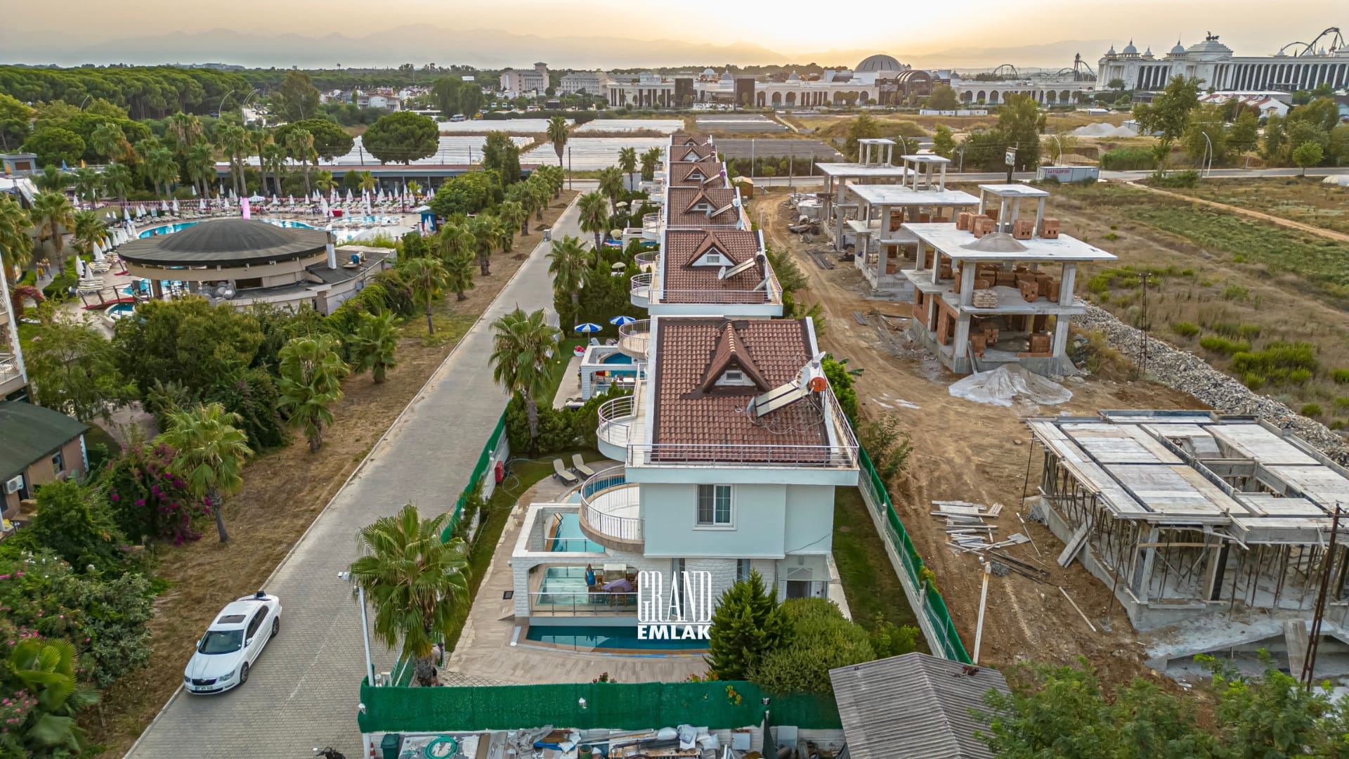 Kadriye’de Müstakil Havuzlu 4+1 Kiralık Villa (40)