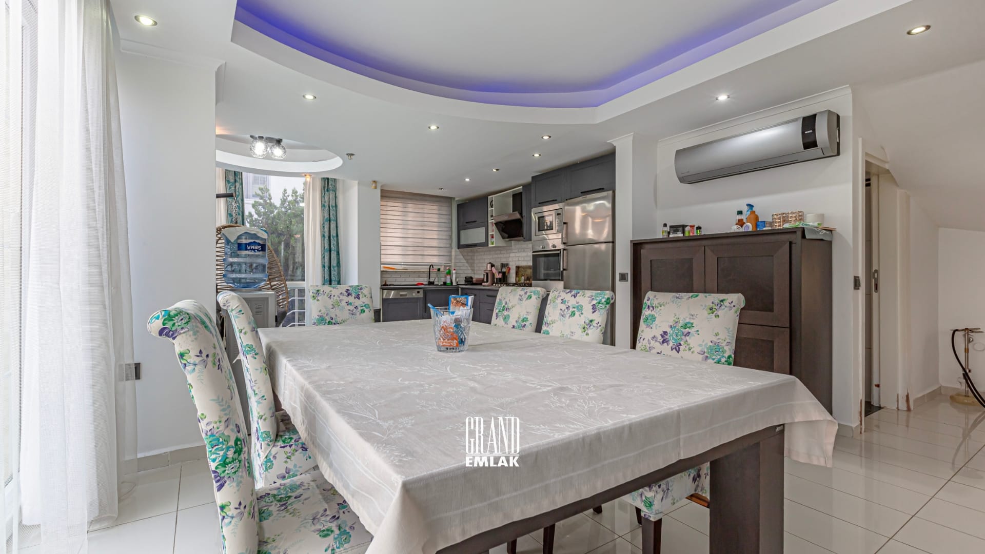 Kadriye’de Müstakil Havuzlu 4+1 Kiralık Villa (7)