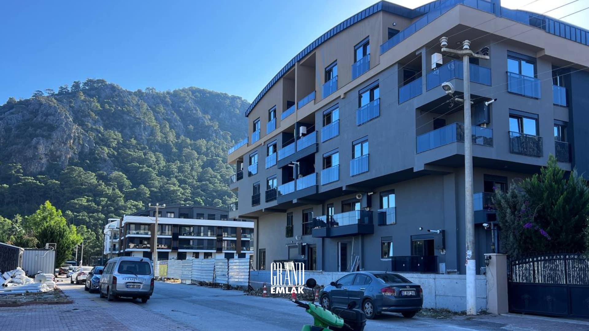 SARISU DA ATILIK KUPON DAİRELER