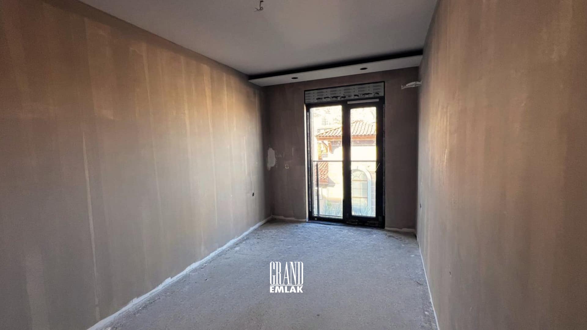 Sarısu’da Dağ Manzaralı Süper Fırsat Yatırımlık Satılık 2+1 Daire (11)