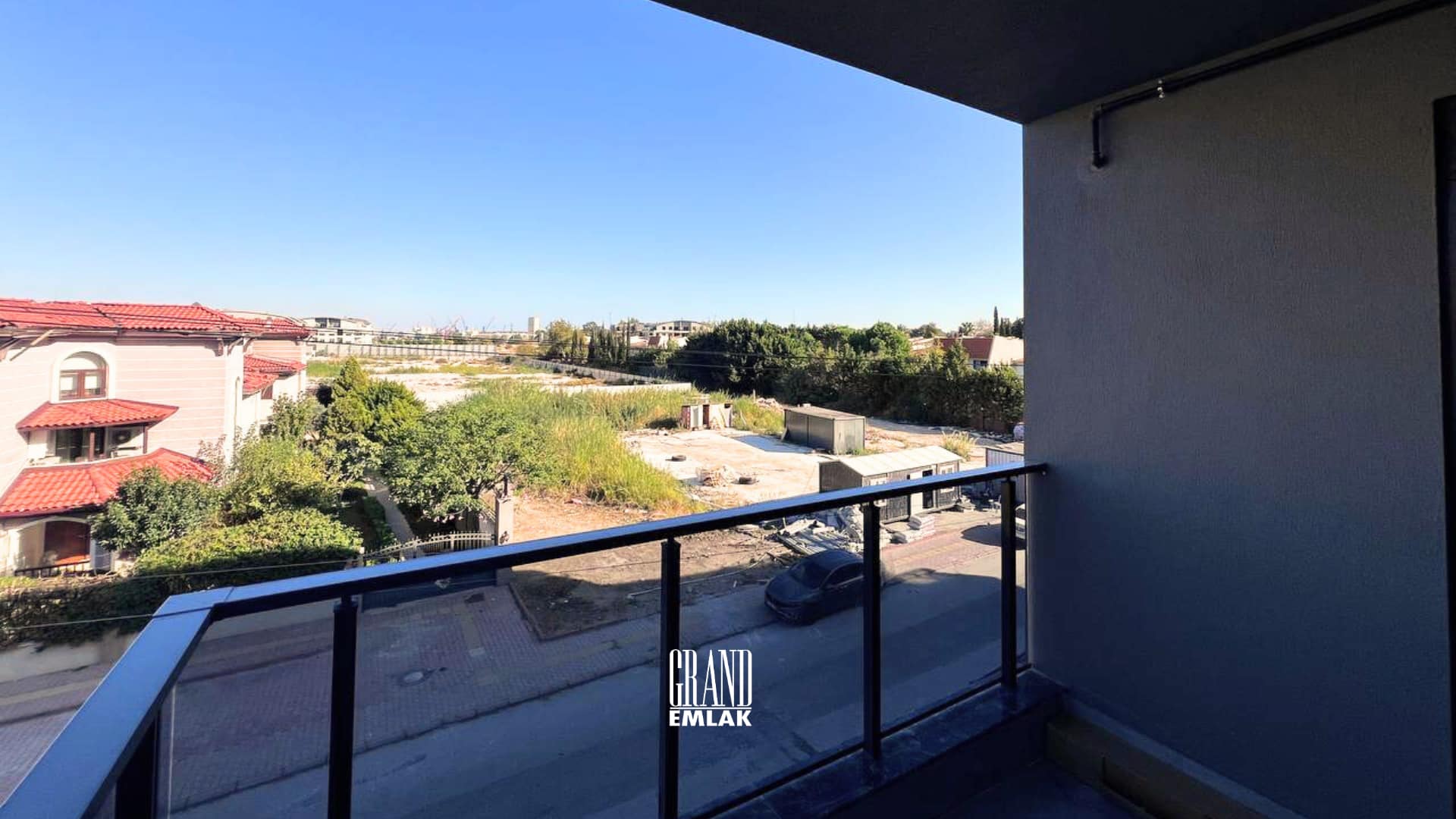 Sarısu’da Dağ Manzaralı Süper Fırsat Yatırımlık Satılık 2+1 Daire (16)