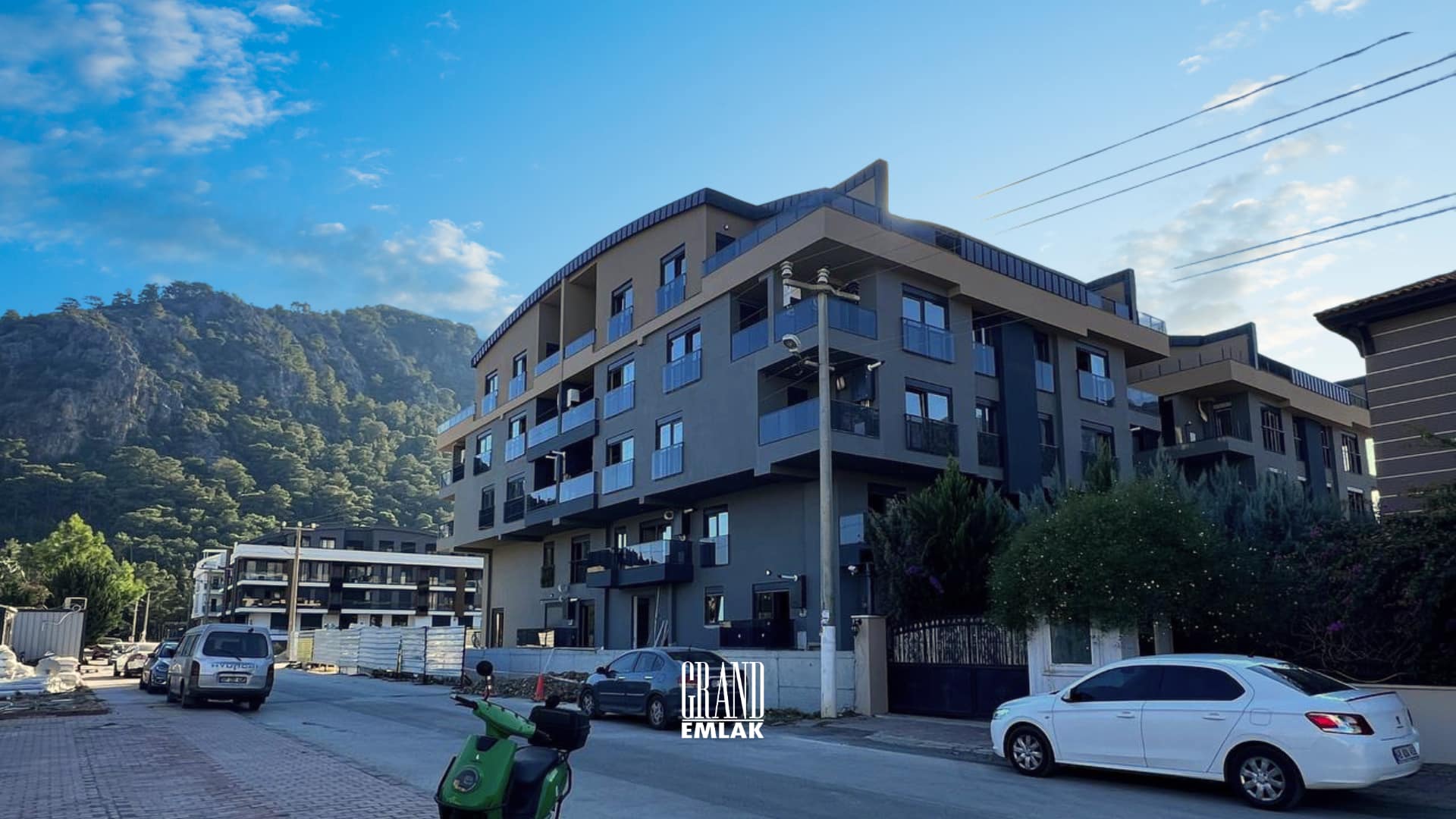 Sarısu’da Dağ Manzaralı Süper Fırsat Yatırımlık Satılık 2+1 Daire (2)