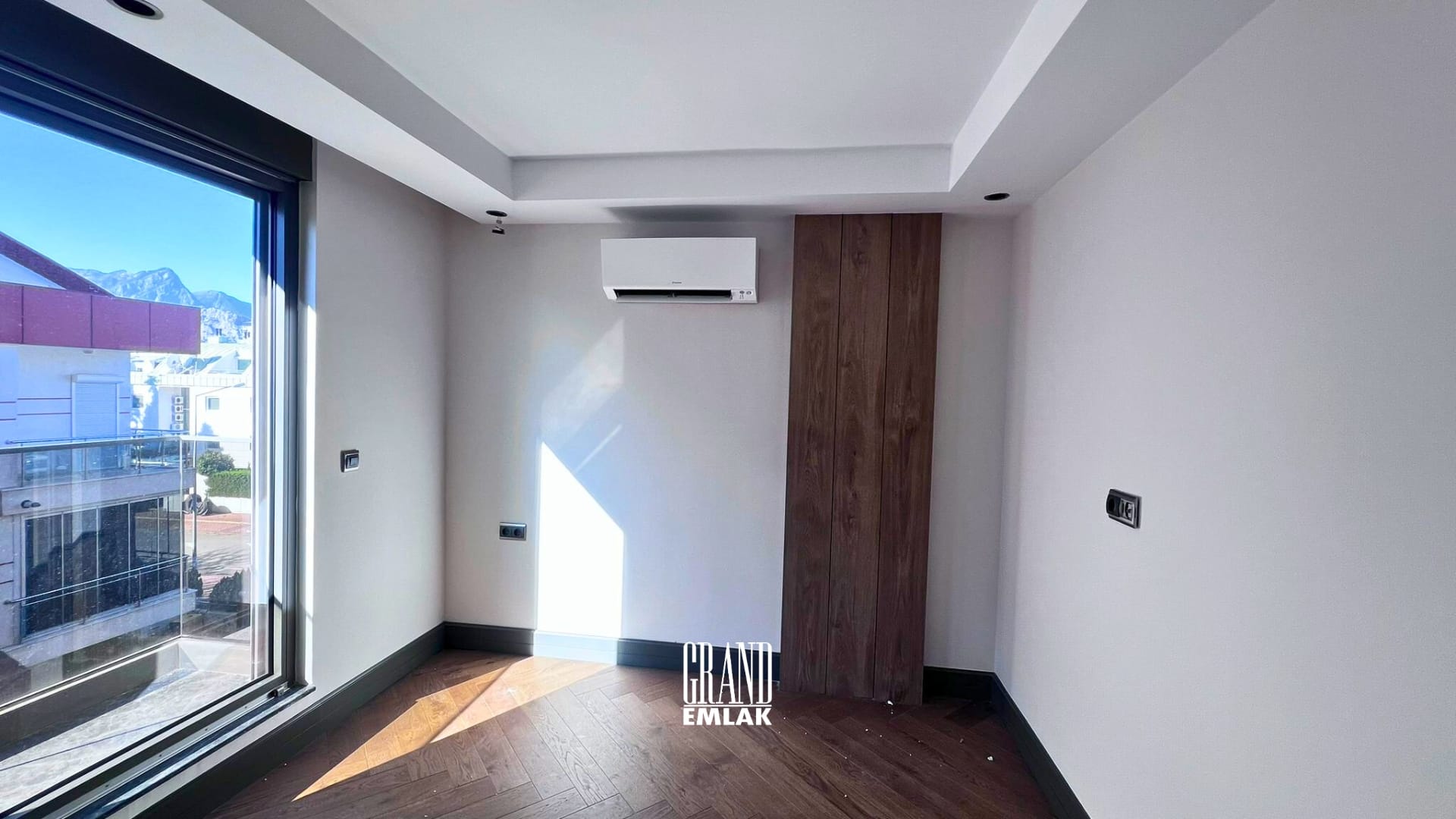 Gürsu’da Denize 350 Metre Uzaklıkta Dağ Manzaralı Geniş 3+1 Satılık Daire (23)