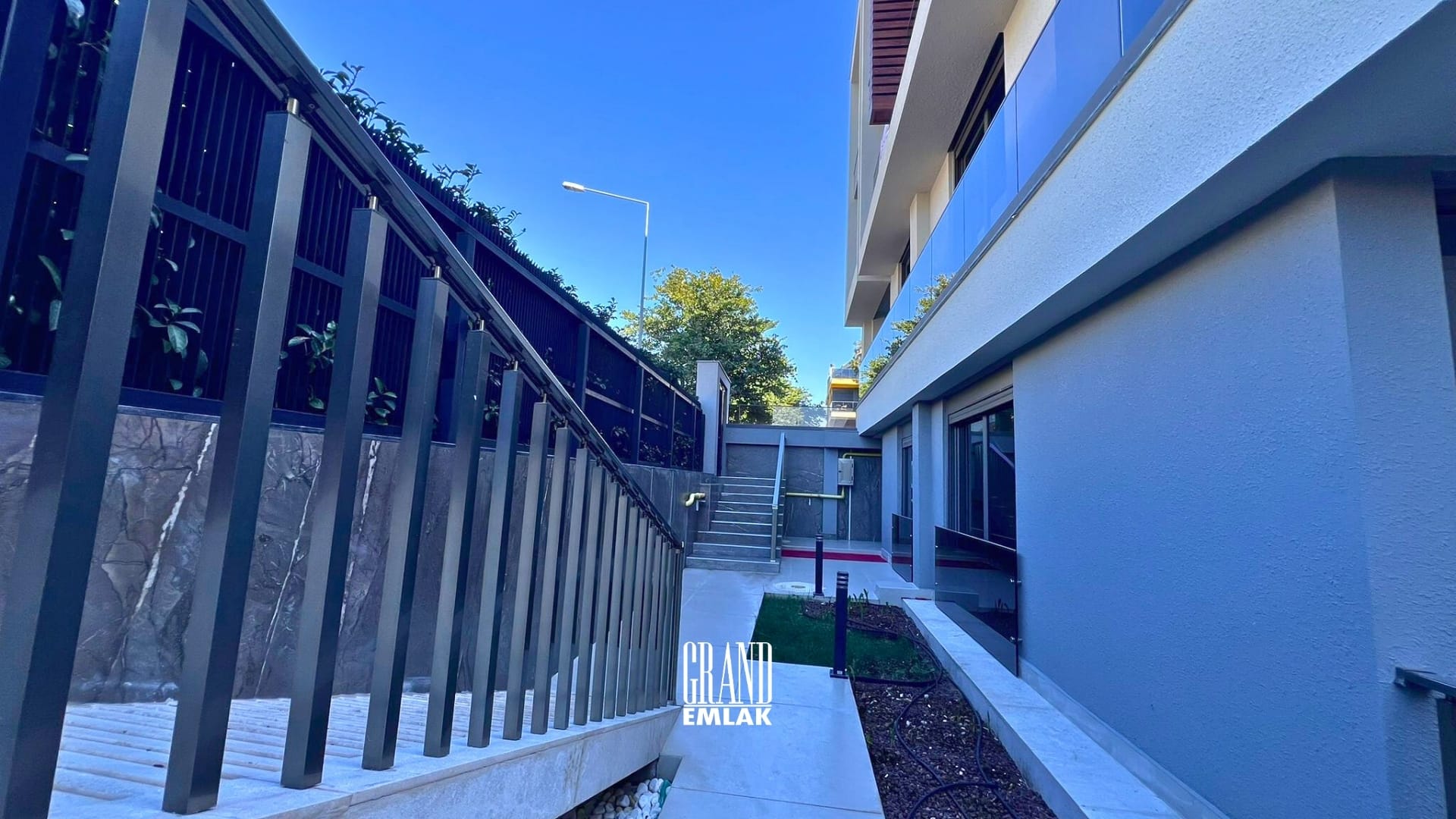 Gürsu’da Denize 350 Metre Uzaklıkta Dağ Manzaralı Geniş 3+1 Satılık Daire (4)