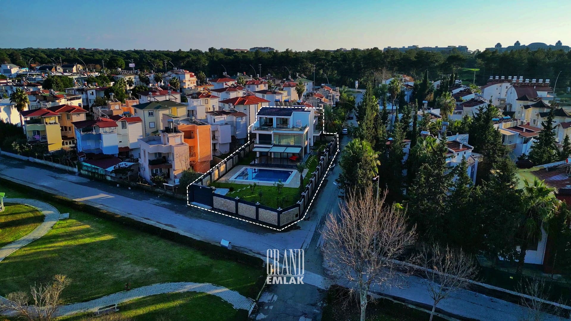 Antalya, Belek’te Özel Havuzlu Ve Müstakil Bahçeli 5+1 Ultra Lüks Satılık Sıfır Villa (5)