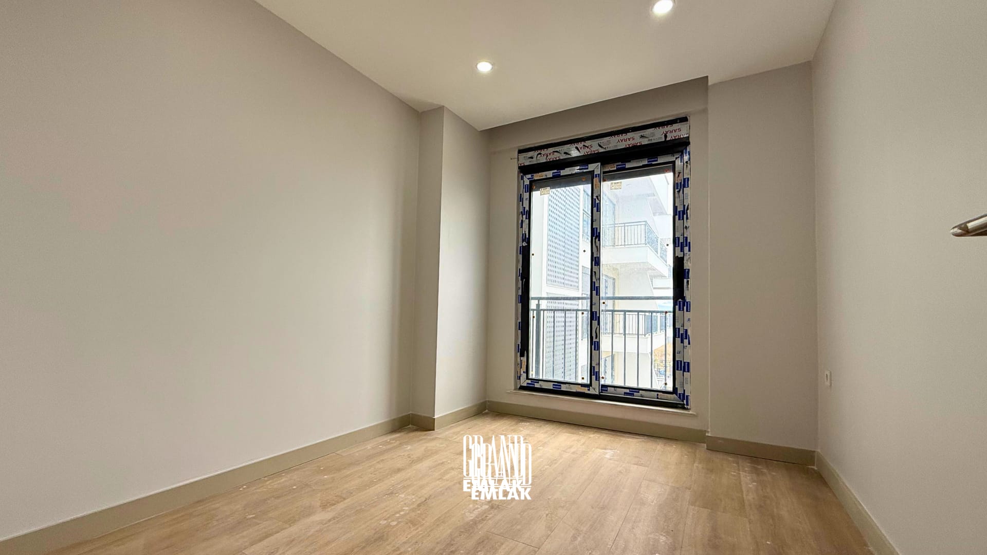 Lukka Coast Sitesi’nde Finike Sahili’ne Yakın 2. katta 1+1 Satılık Daire 1 (25)