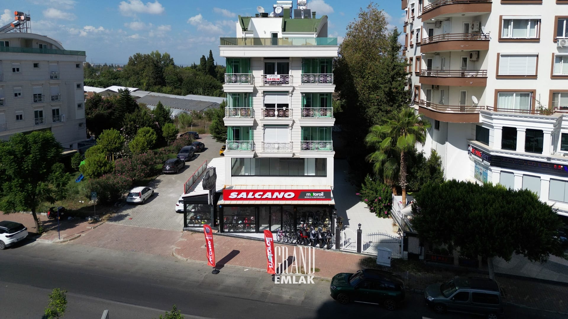 ŞİRİNYALI’DA, ANAYOL ÜZERİNDE SATILIK İŞYERİ (1)