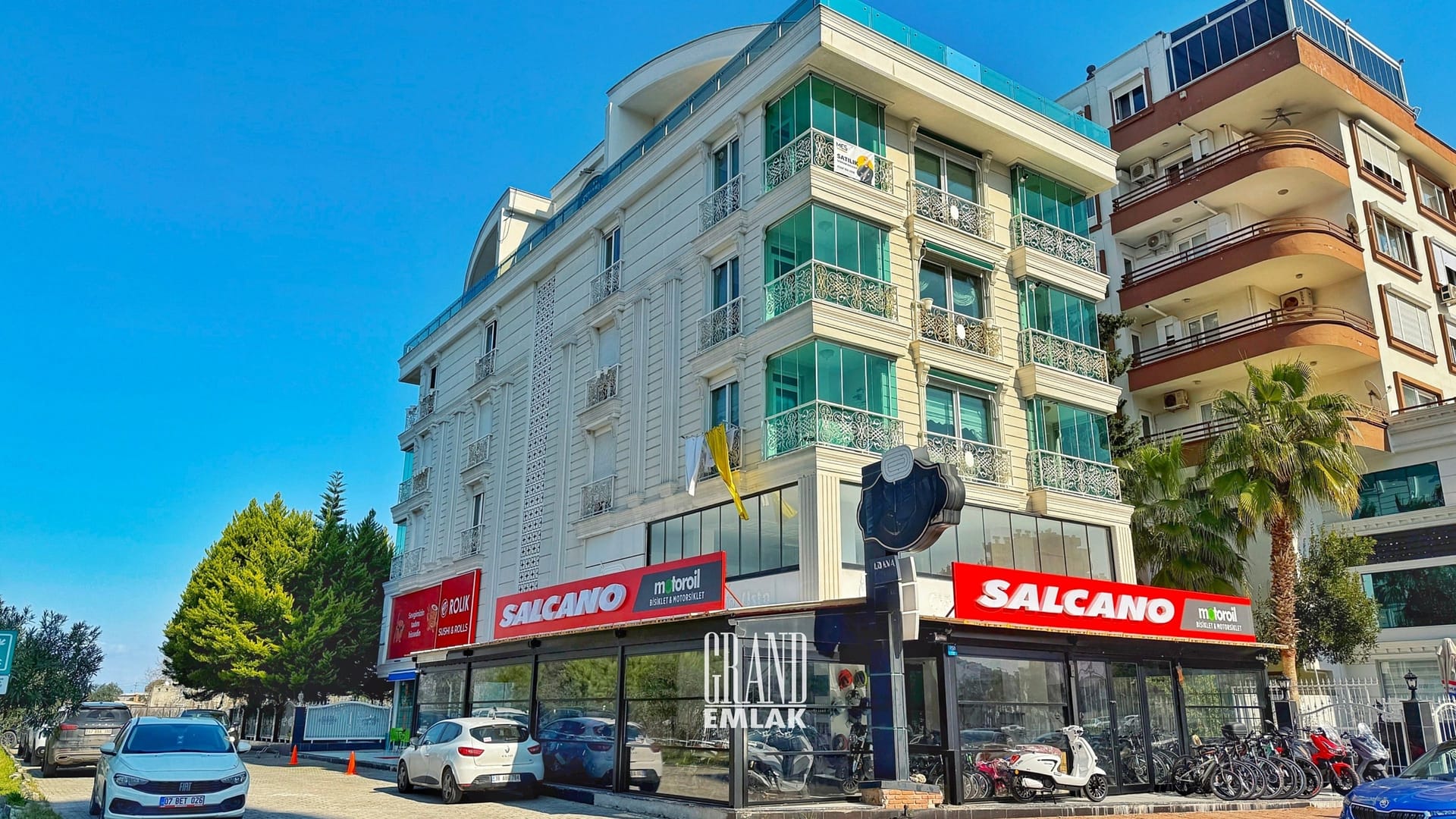 ŞİRİNYALI’DA, ANAYOL ÜZERİNDE SATILIK İŞYERİ (4)