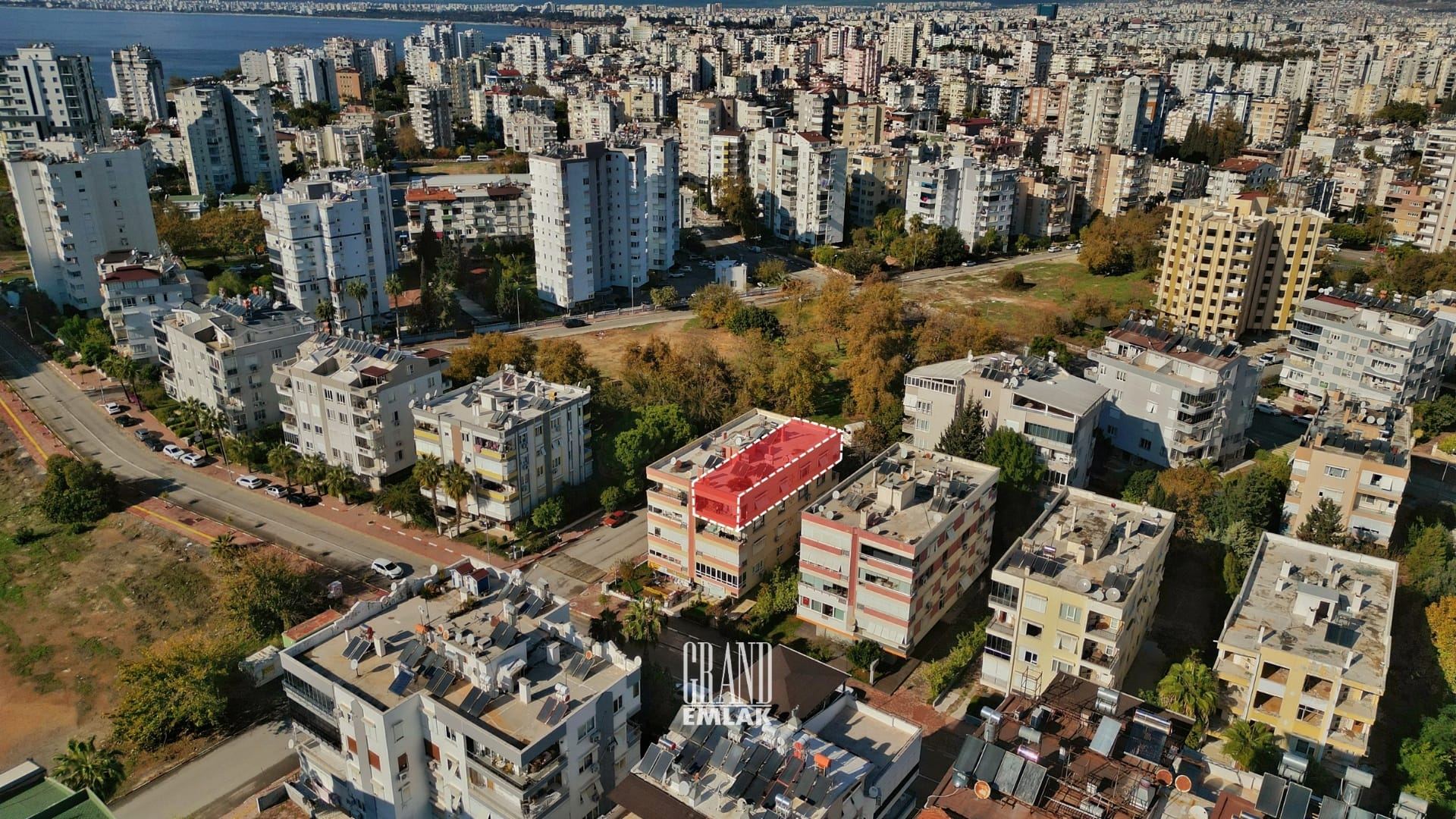 YEŞİLBAHÇE YENİ LOGOLU (3)