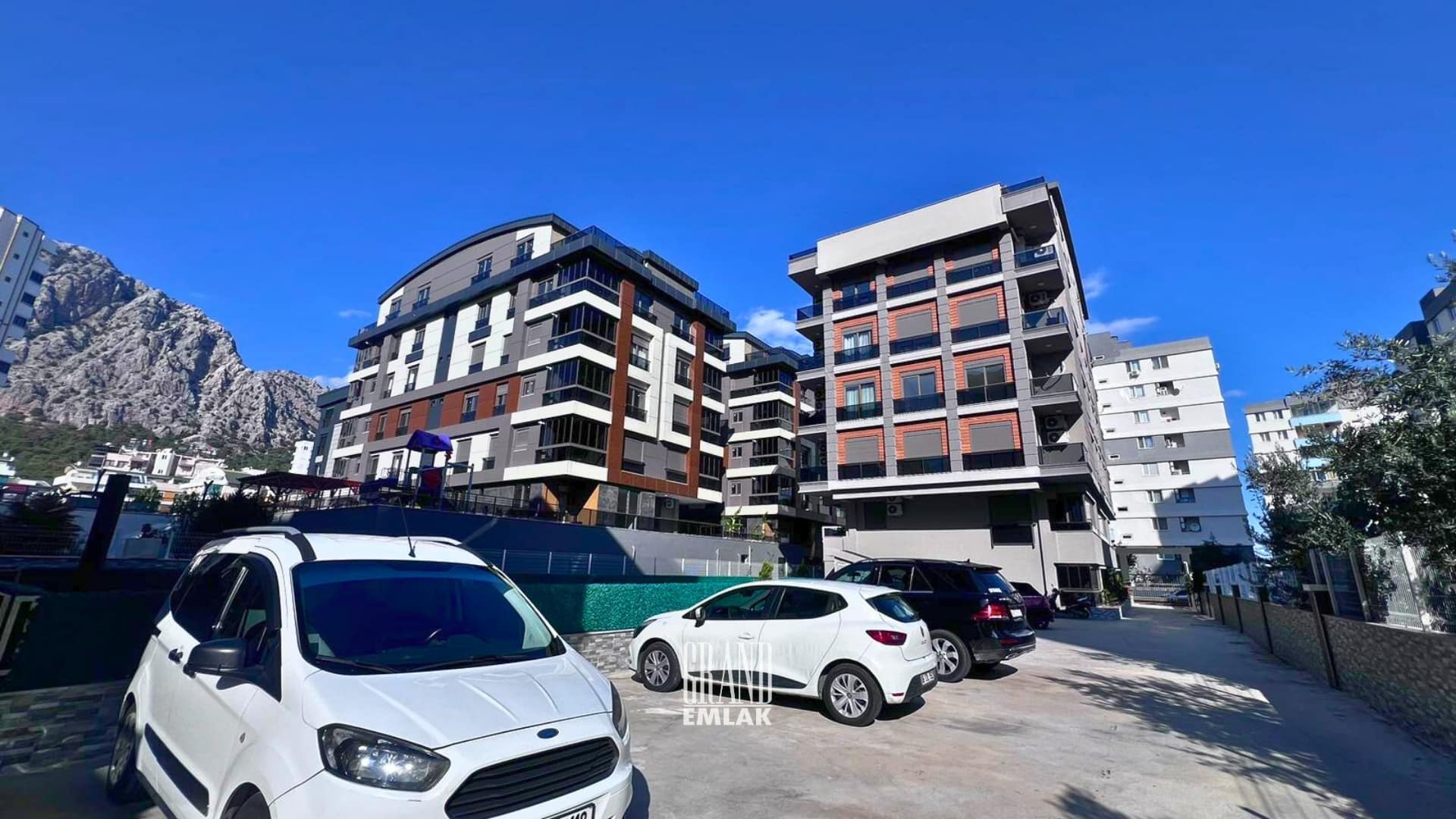 sarısu’da 2+1 havuzlu logolu (1)