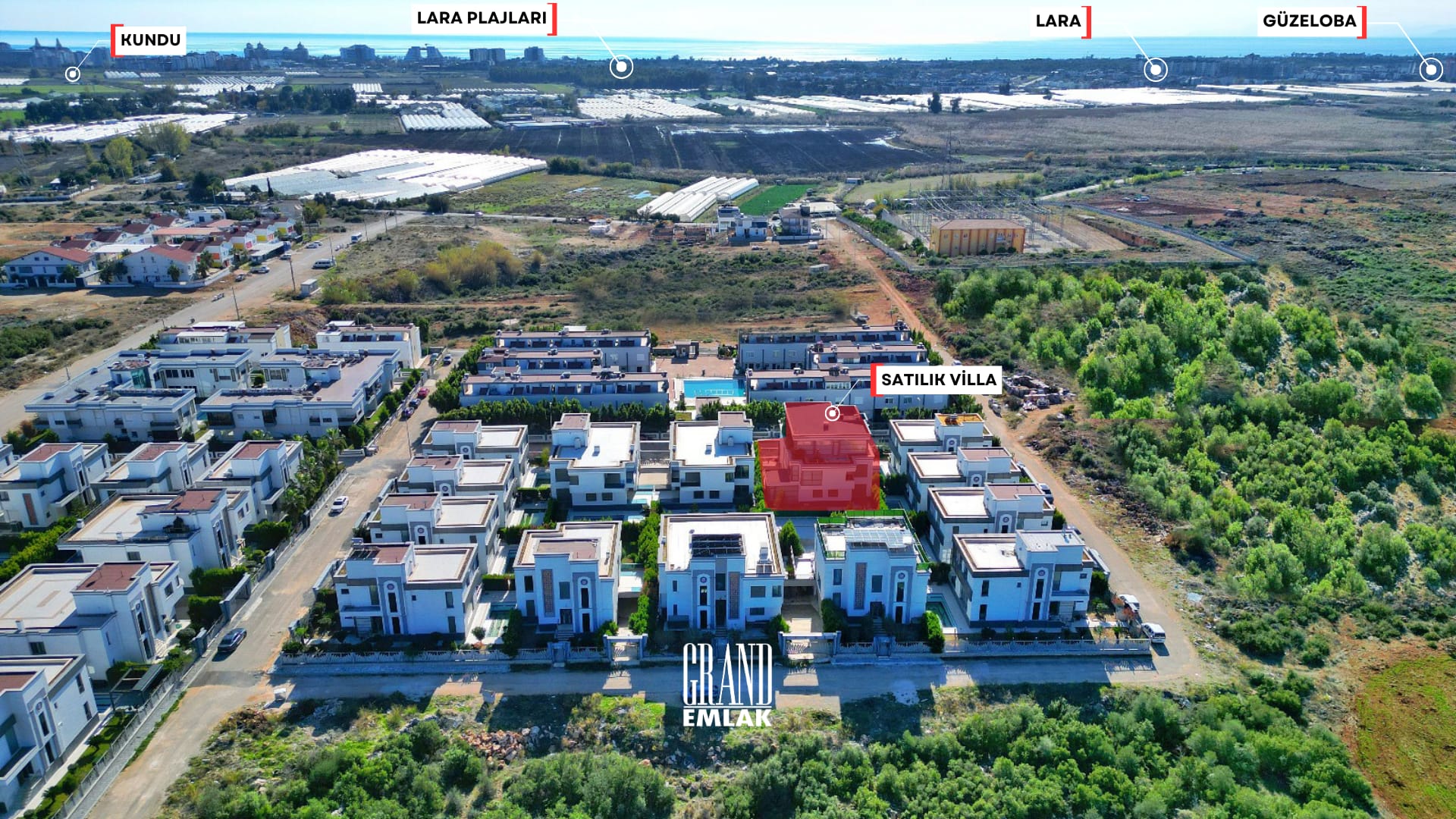 ESİ LARA SİTESİNDE SATILIK 900 M2 6+1 VİLLA 1