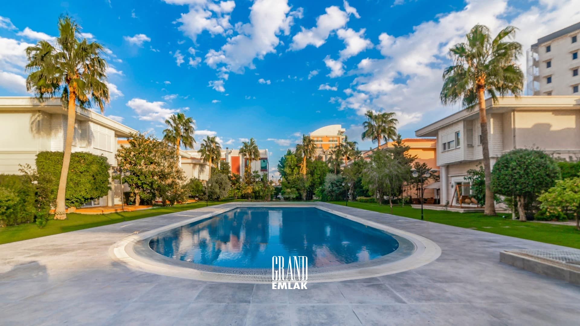 FENER KONAKLARI’NDA KİRALIK MÜSTAKİL 4+2 LÜKS VİLLA (15)