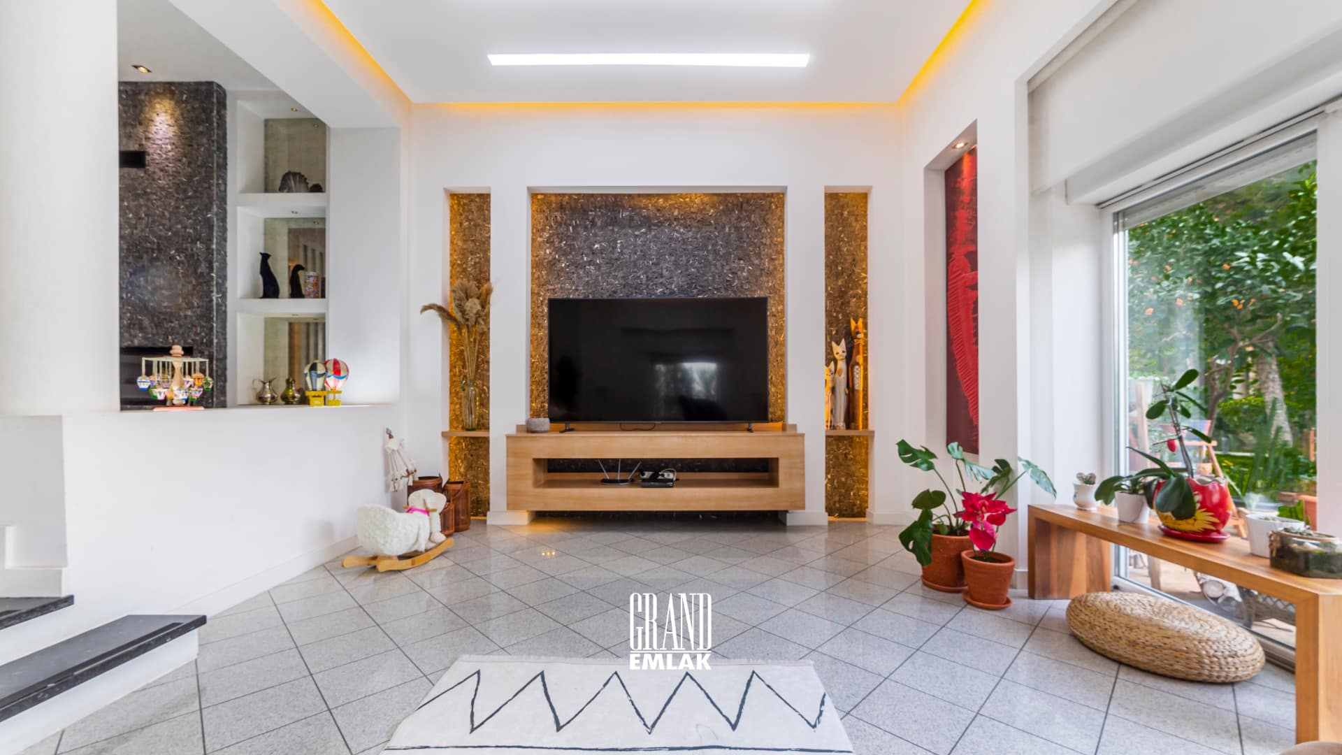 FENER KONAKLARI’NDA KİRALIK MÜSTAKİL 4+2 LÜKS VİLLA (42)