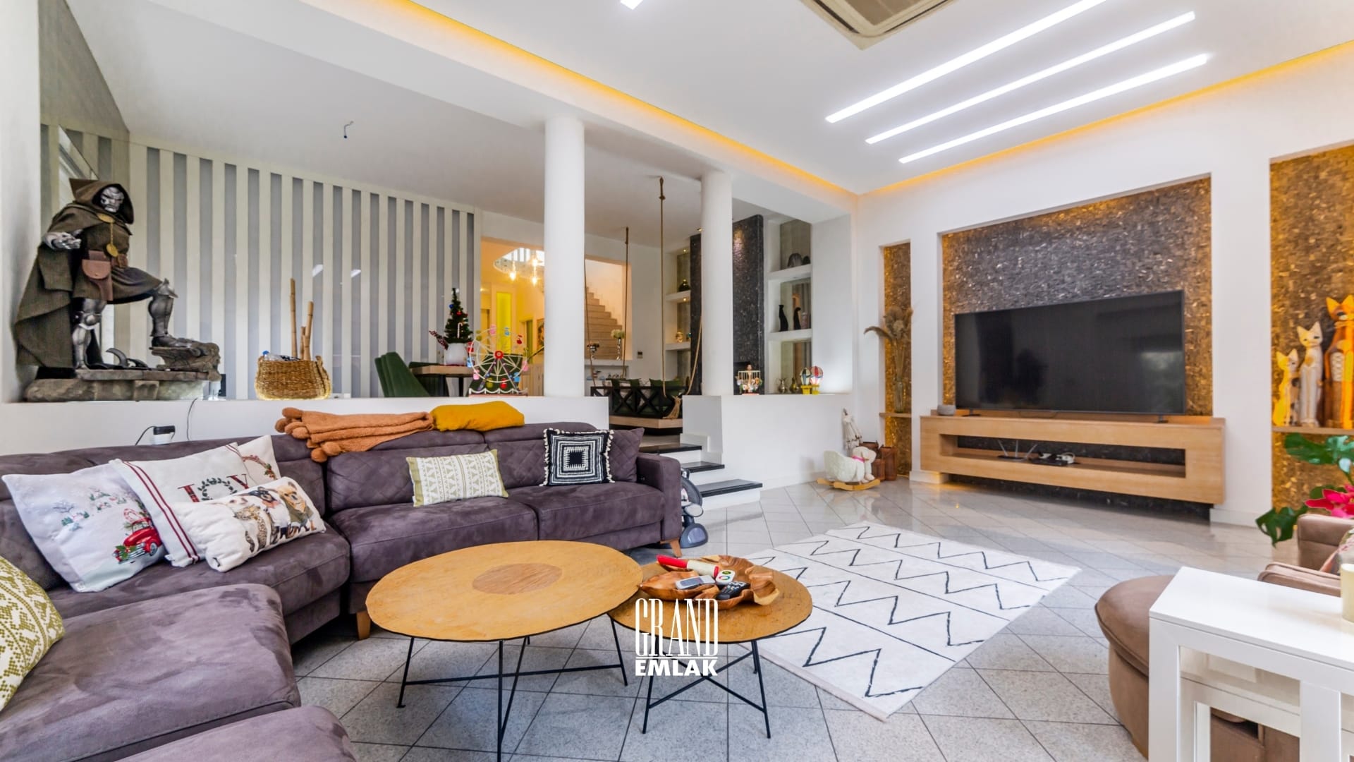 FENER KONAKLARI’NDA SATILIK MÜSTAKİL 4+2 LÜKS VİLLA logolu (32)