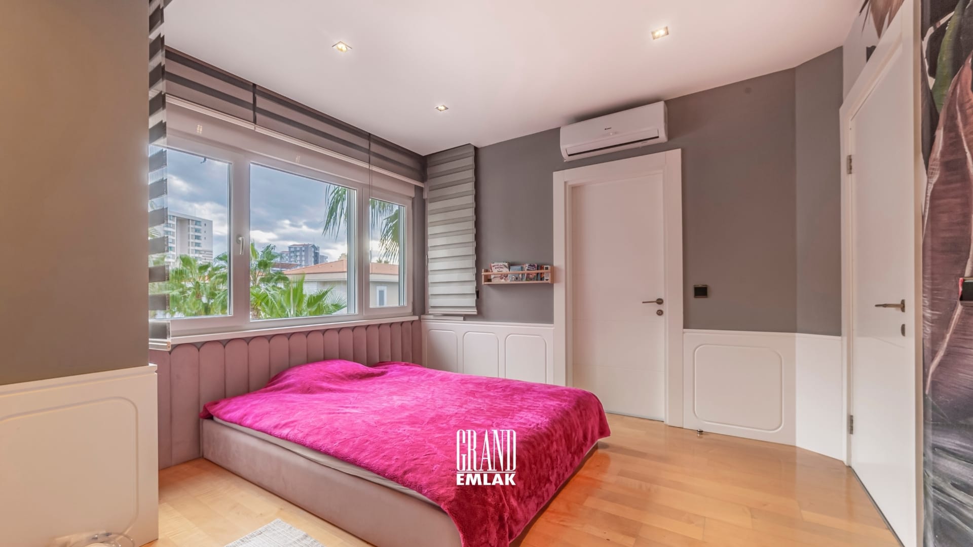 FENER KONAKLARI’NDA SATILIK MÜSTAKİL 4+2 LÜKS VİLLA logolu (42)