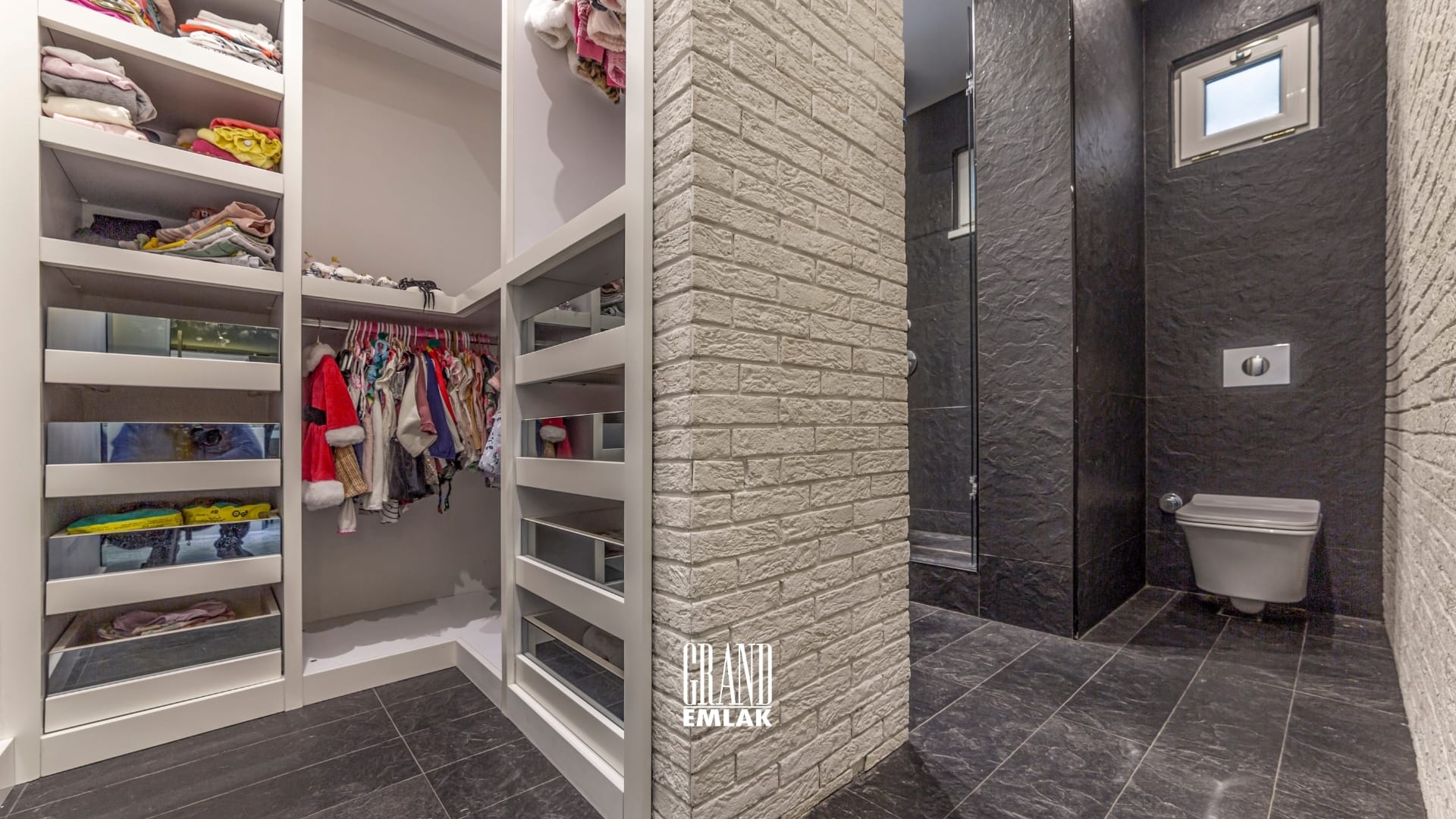 FENER KONAKLARI’NDA SATILIK MÜSTAKİL 4+2 LÜKS VİLLA logolu (44)