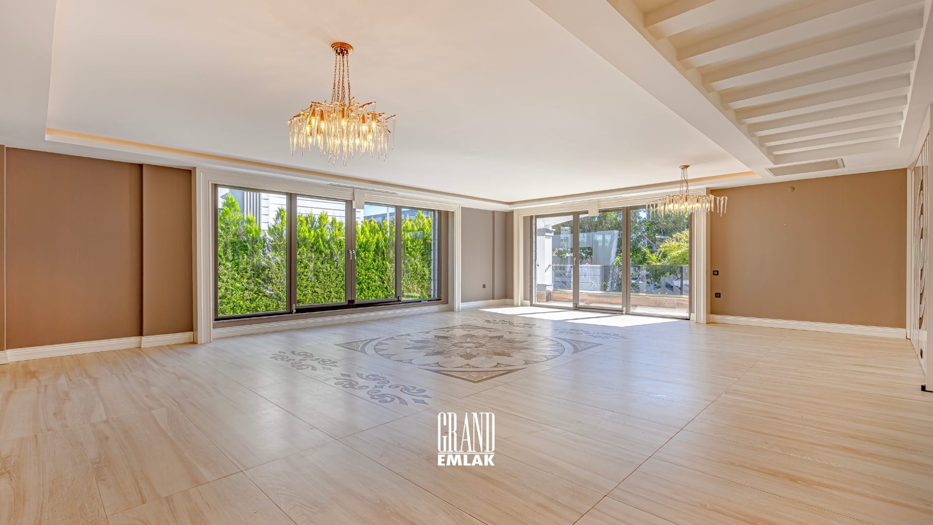 Lüks Site İçeresinde, Özel Açık ve Kapalı Yüzme Havuzlu 6+1 Villa (59)