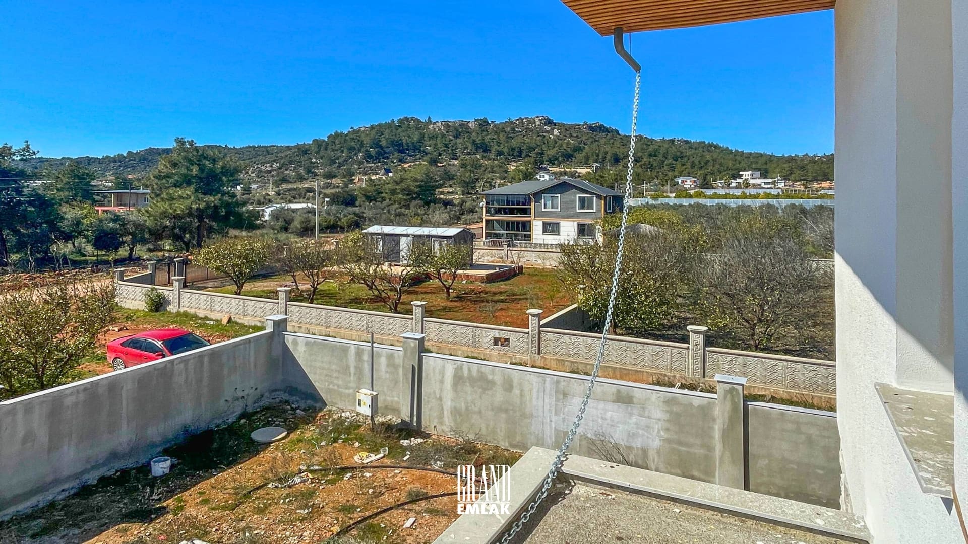 gaziler’de villa grand logolu (25)