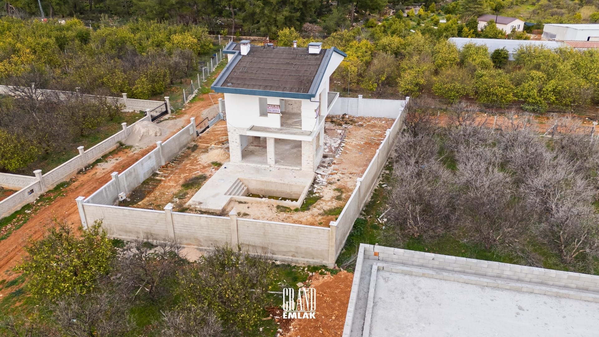 gaziler’de villa grand logolu (5)