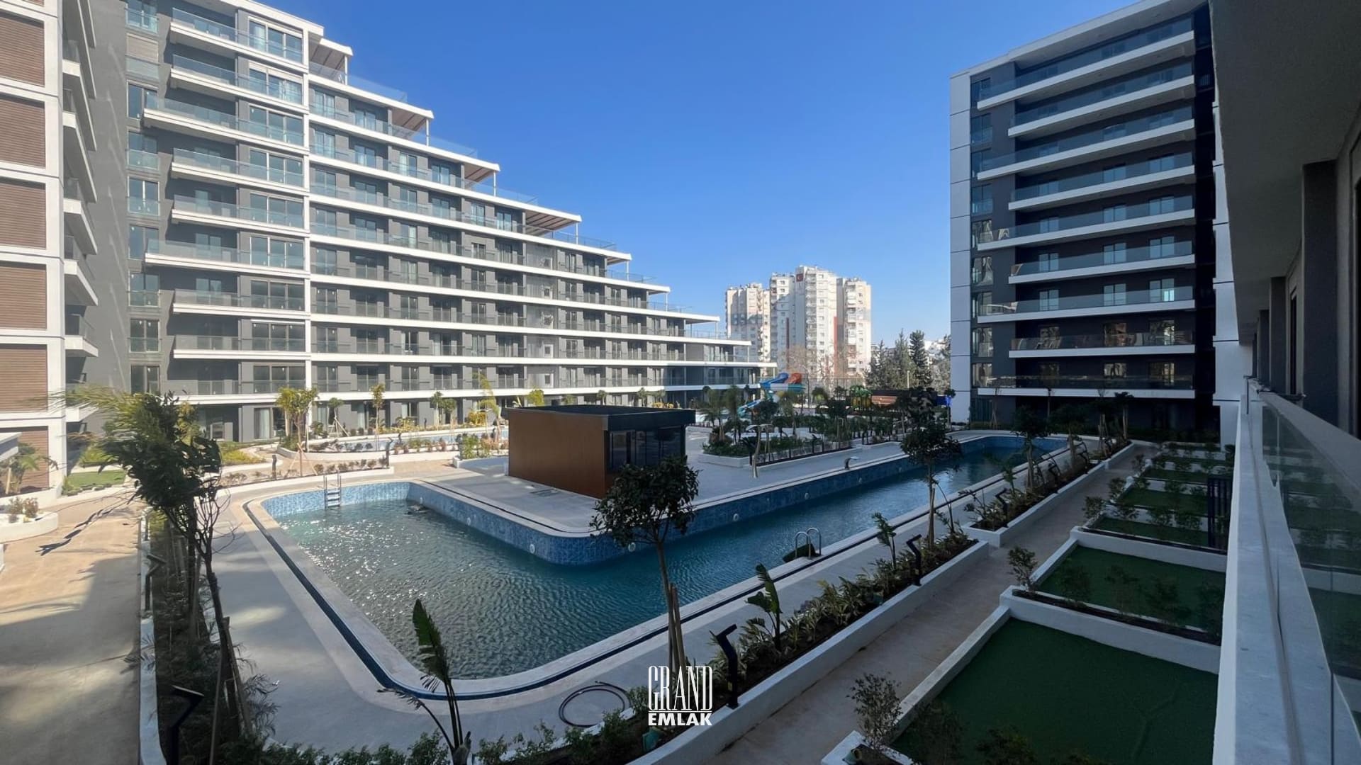 Altıntaş Cross Twins’te Havuz Cepheli 1+1 Satılık Daire (39)