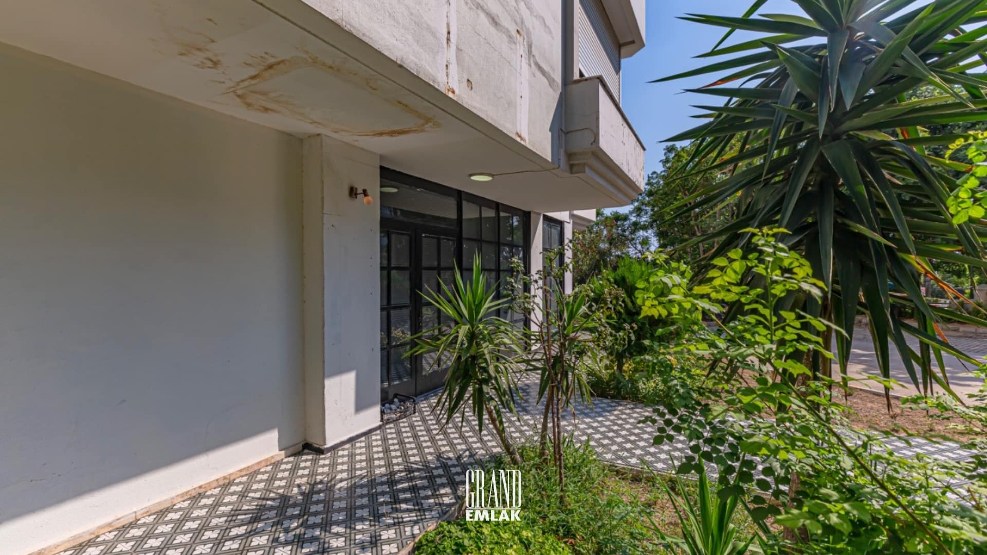 BARINAKLAR’DA İŞYERİ LOGOLU (24)