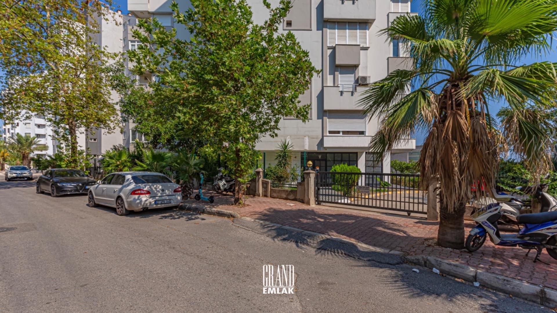 BARINAKLAR’DA İŞYERİ LOGOLU (29)