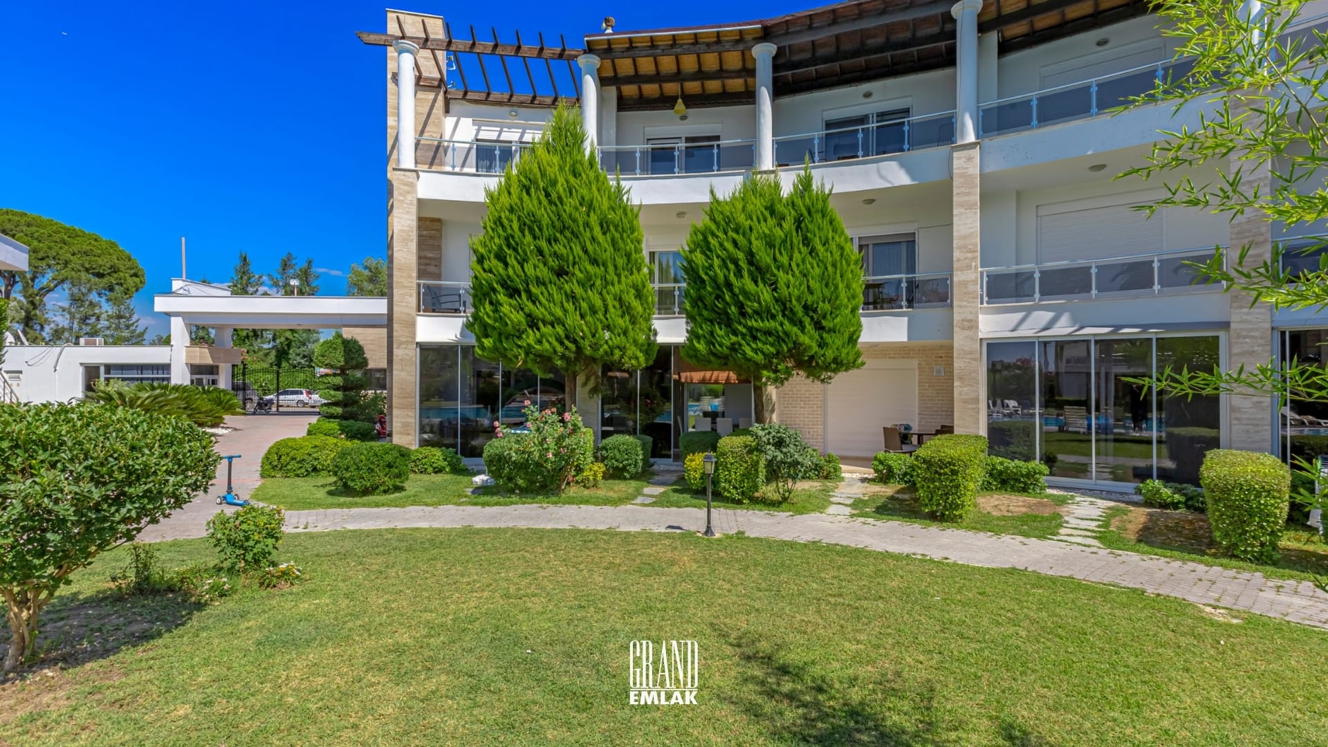 Belek’te Ultra Lüks Site İçerisinde 3+1 Satılık Dubleks Daire logolu (23)