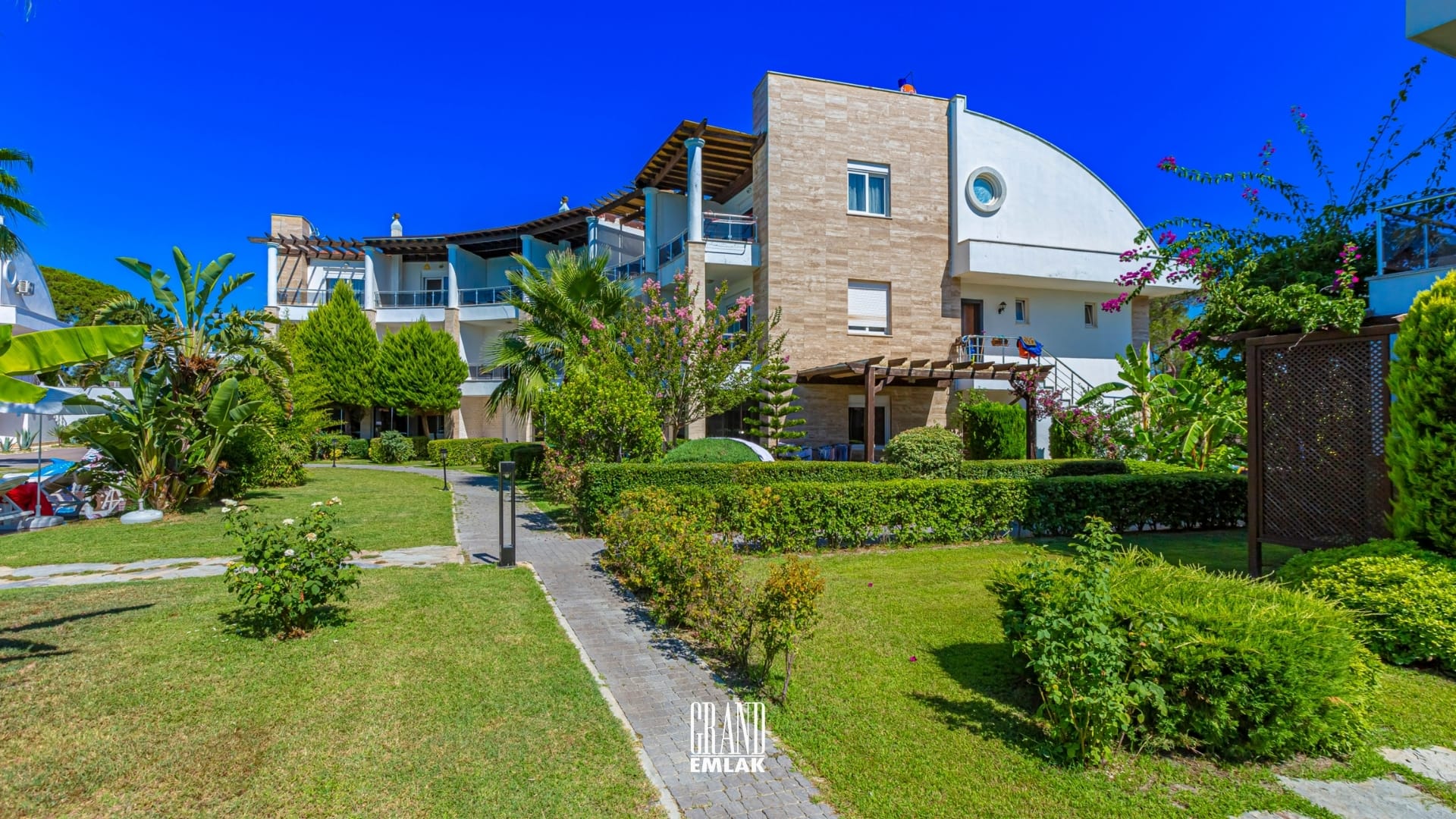Belek’te Ultra Lüks Site İçerisinde 3+1 Satılık Dubleks Daire logolu (29)