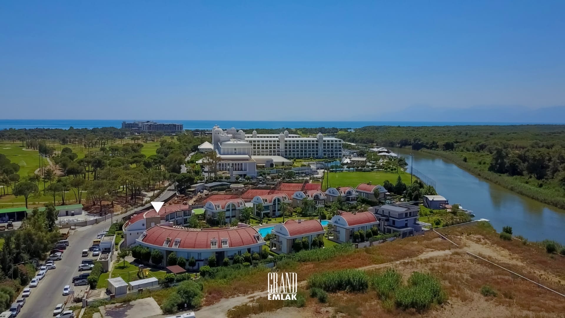 Belek’te Ultra Lüks Site İçerisinde 3+1 Satılık Dubleks Daire logolu (5)