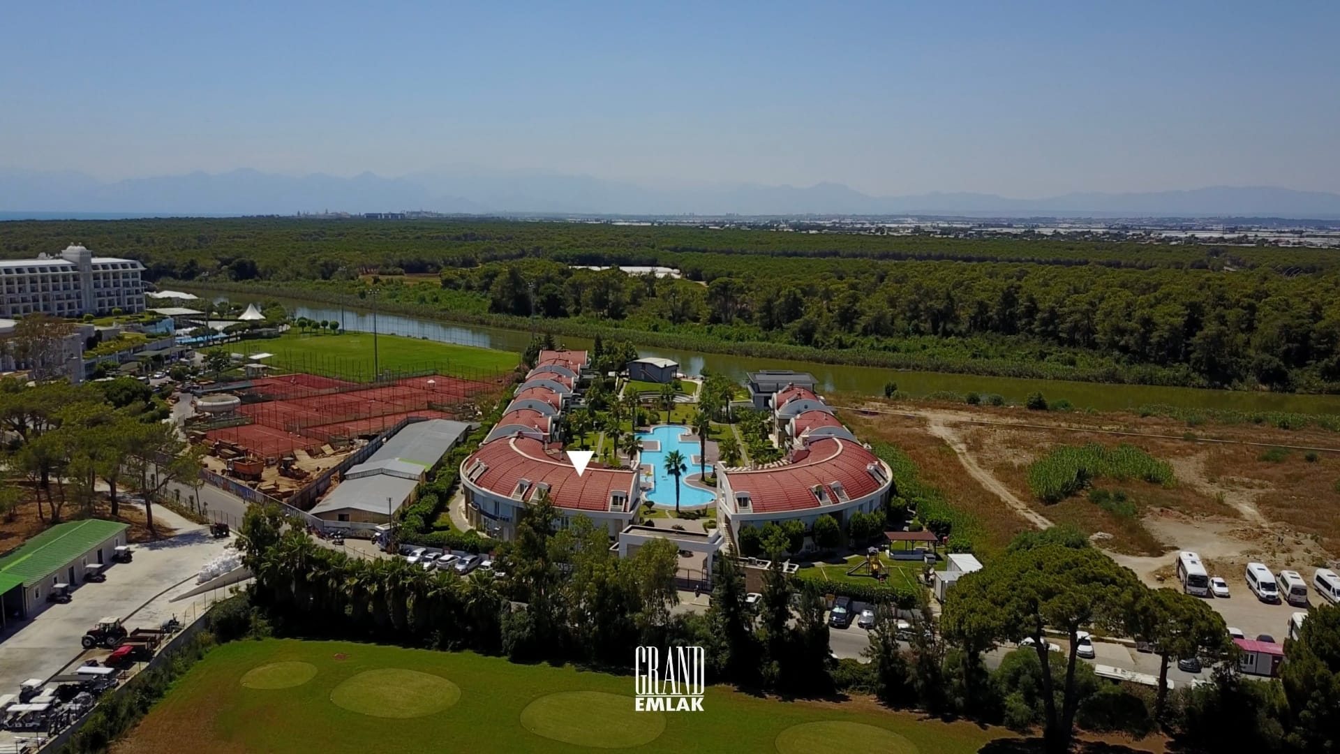 Belek’te Ultra Lüks Site İçerisinde 3+1 Satılık Dubleks Daire logolu (7)