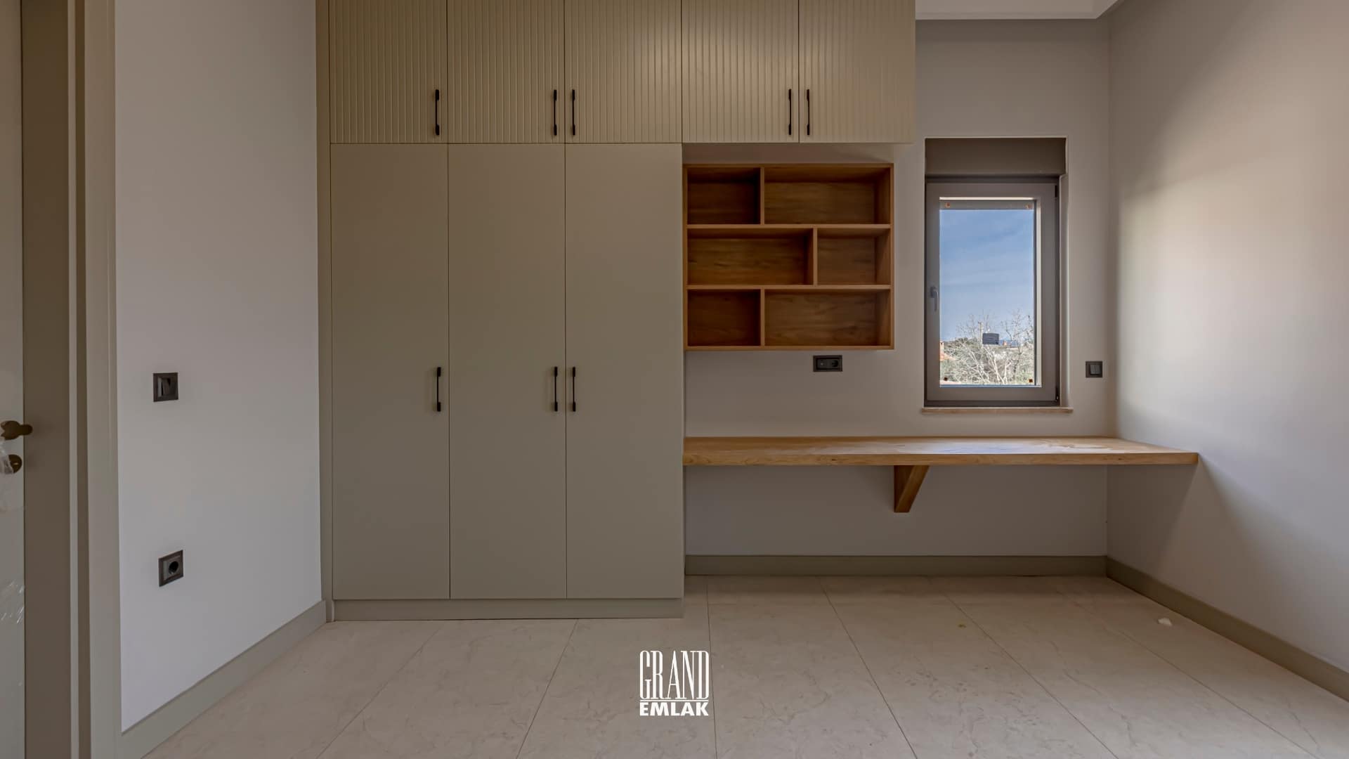 DÖŞEMEALTI SATILIK MÜSTAKİL HAVUZLU 4+1 VİLLA (53)