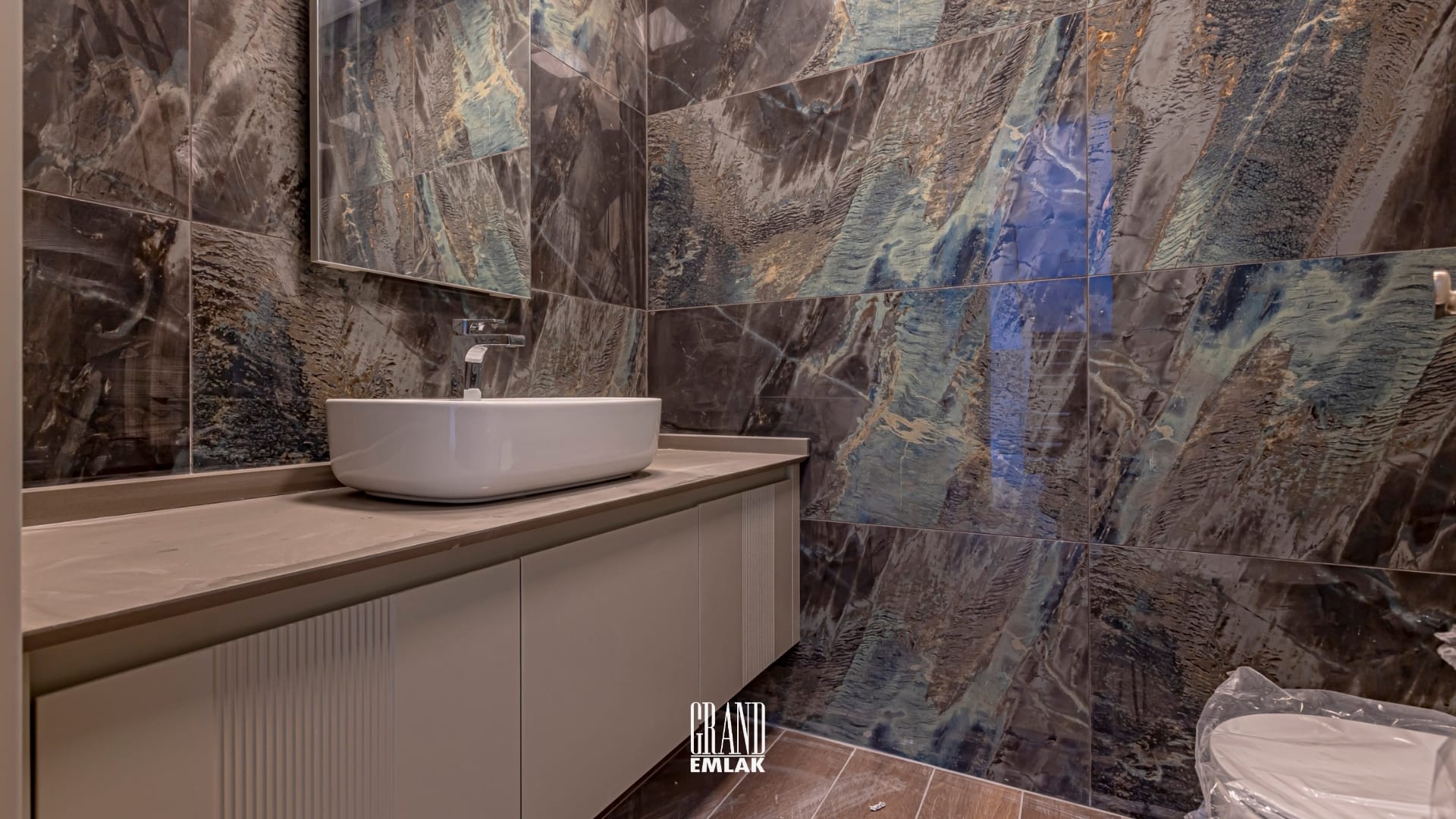 DÖŞEMEALTI SATILIK MÜSTAKİL HAVUZLU 4+1 VİLLA (58)