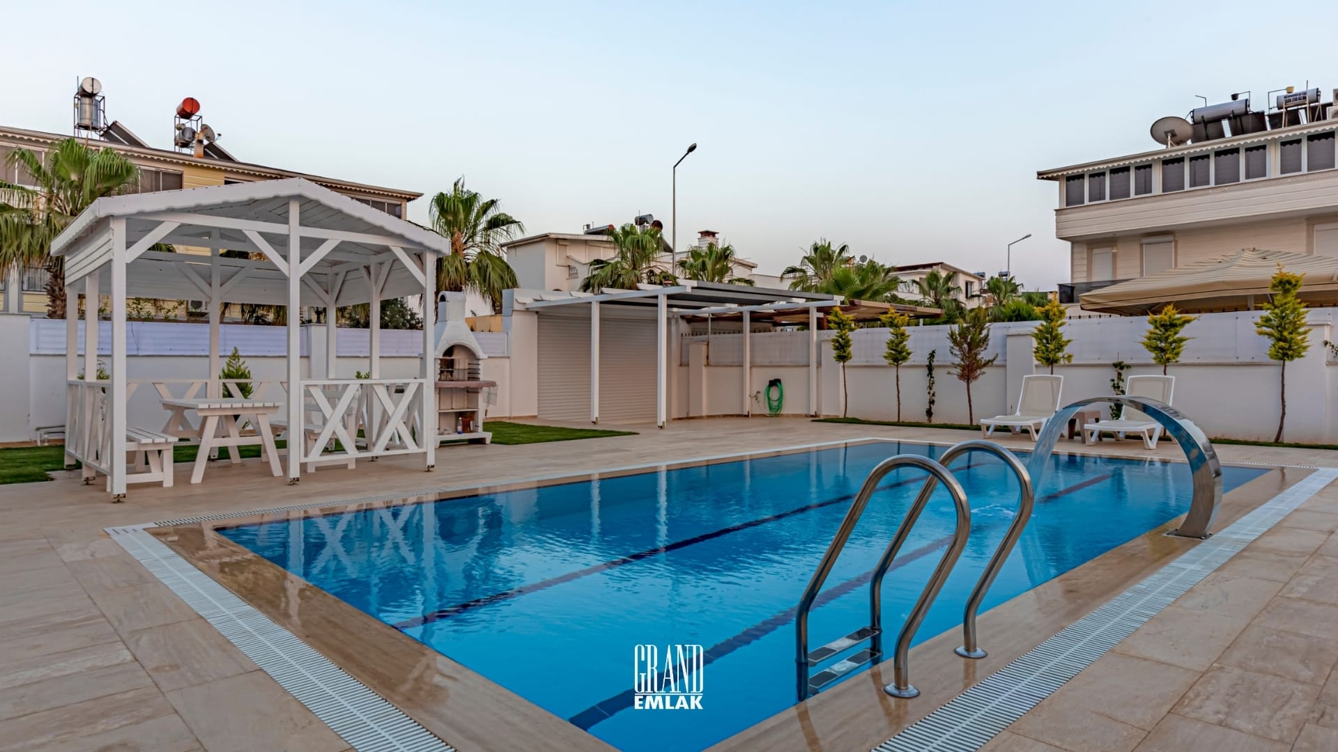 Kadriye’de Müstakil Havuzlu Ultra Lüks 5+1 Kiralık Villa (12)