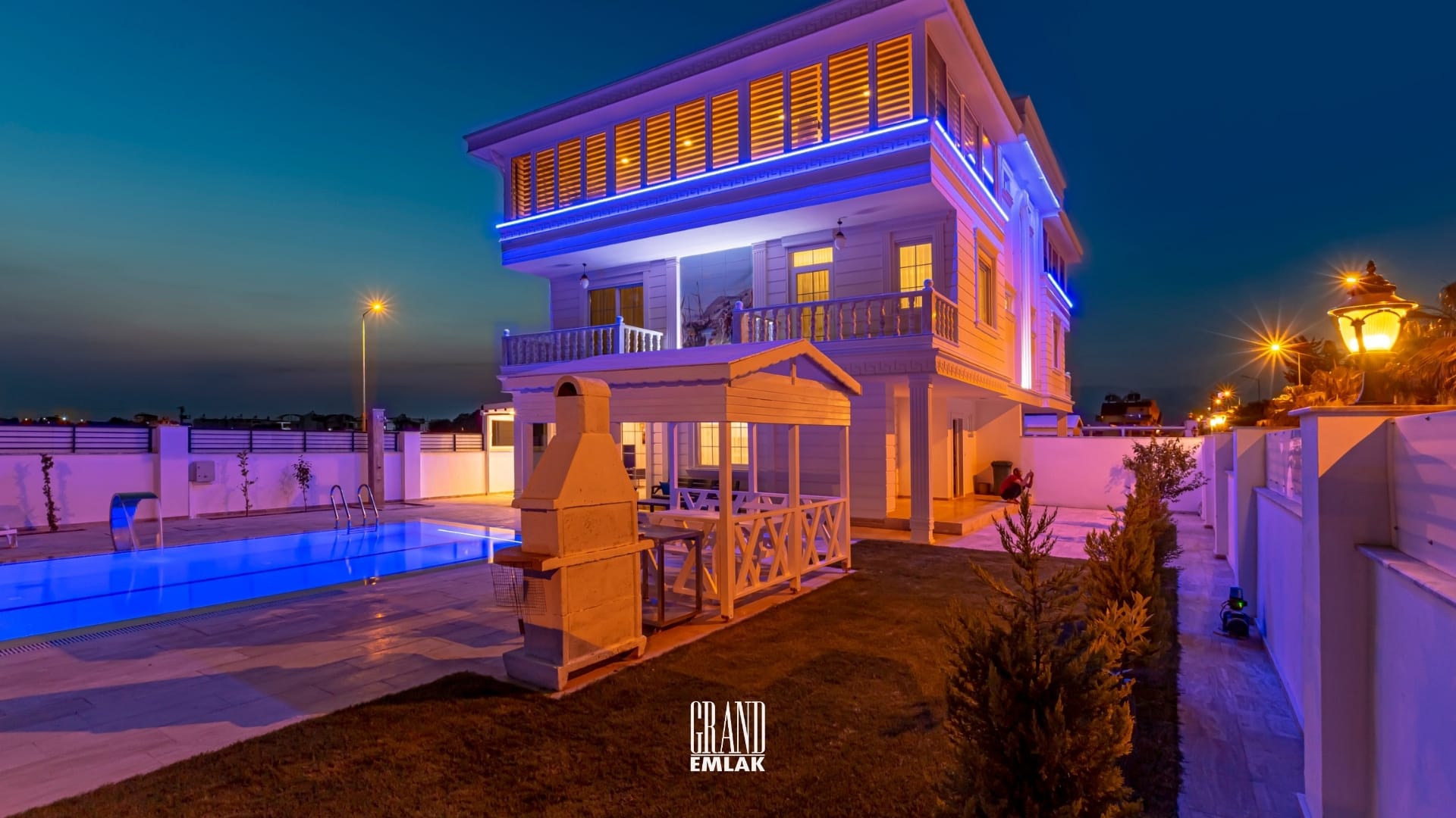 Kadriye’de Müstakil Havuzlu Ultra Lüks 5+1 Kiralık Villa (18)