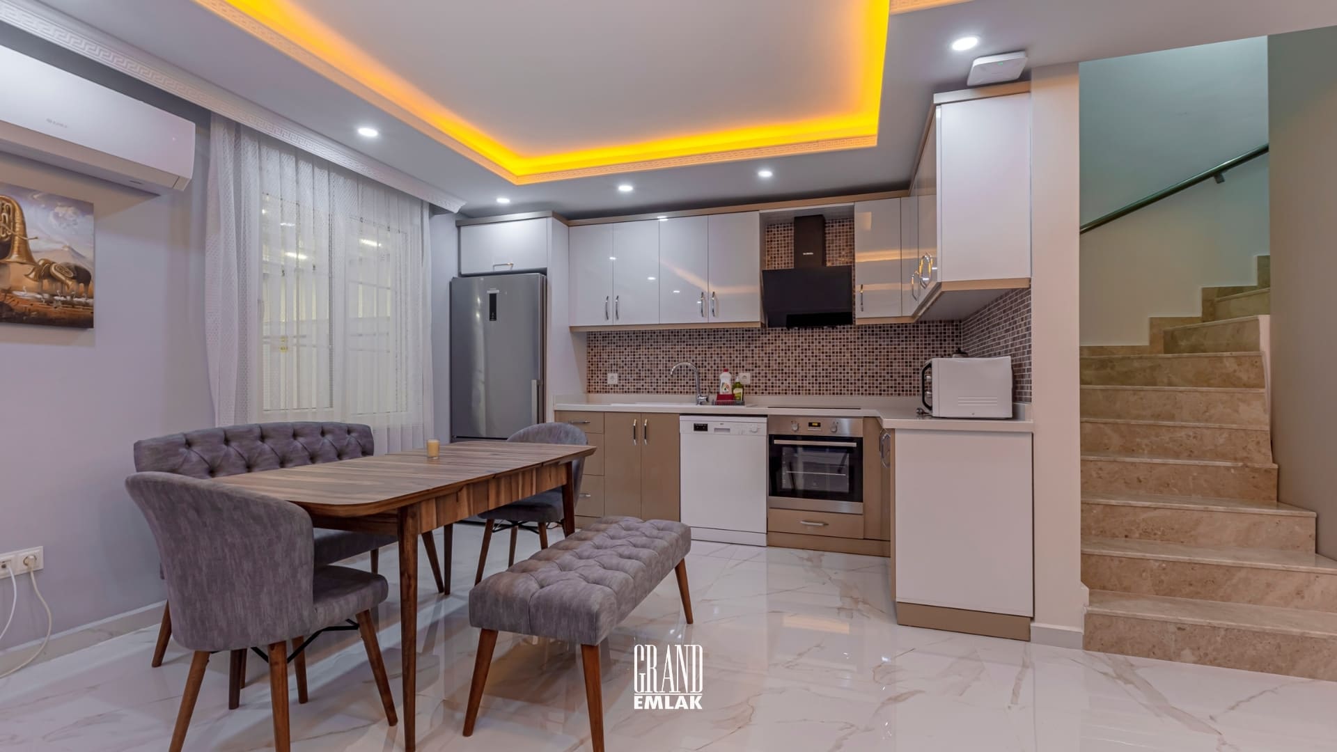 Kadriye’de Müstakil Havuzlu Ultra Lüks 5+1 Kiralık Villa (35)