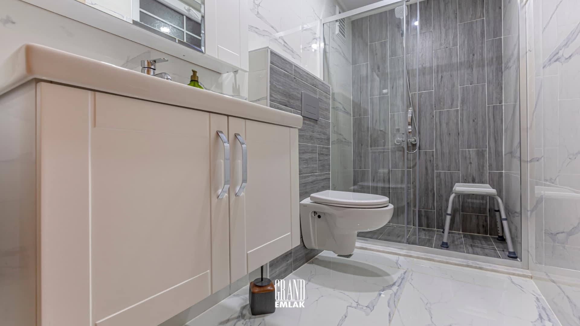 Kadriye’de Müstakil Havuzlu Ultra Lüks 5+1 Kiralık Villa (50)