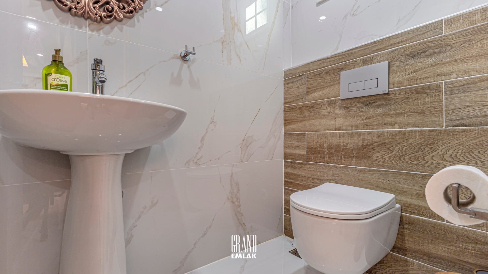 Kadriye’de Müstakil Havuzlu Ultra Lüks 5+1 Kiralık Villa (53)