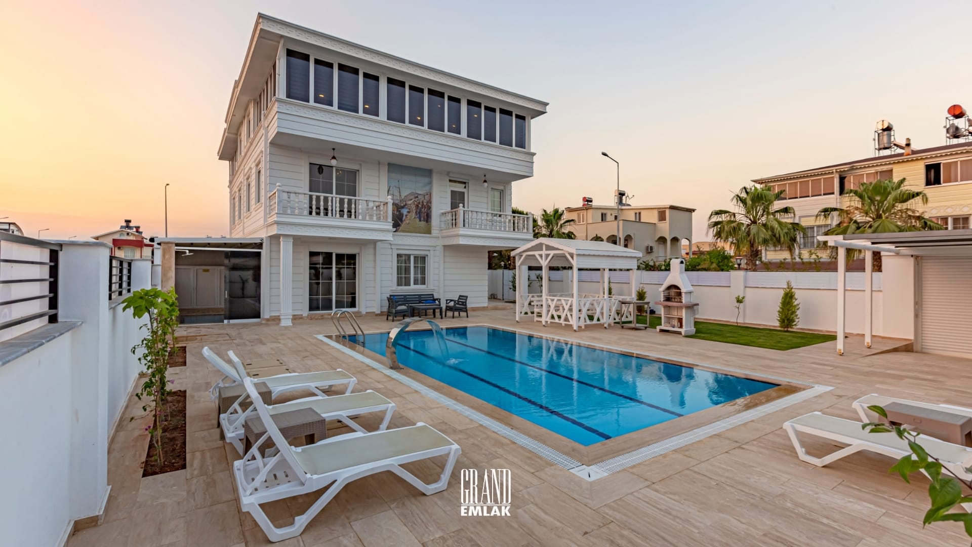 Kadriye’de Müstakil Havuzlu Ultra Lüks 5+1 Kiralık Villa (6)