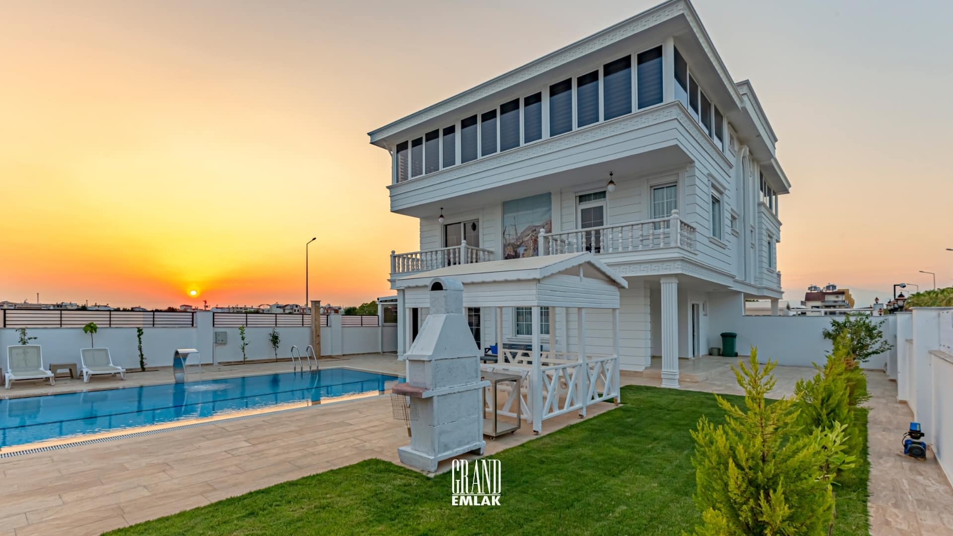 Kadriye’de Müstakil Havuzlu Ultra Lüks 5+1 Kiralık Villa (8)