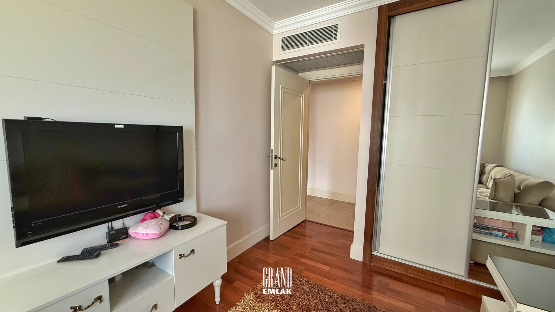 LARA FENER DE DENİZE SIFIR ULTRA LÜKS 5+1 EŞYALI KİRALIK DAİRE (19)