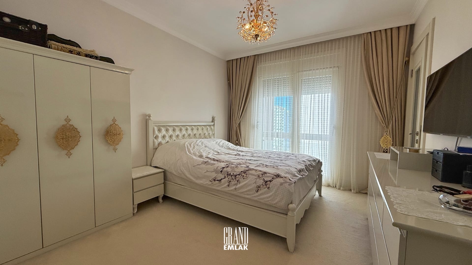 LARA FENER DE DENİZE SIFIR ULTRA LÜKS 5+1 EŞYALI KİRALIK DAİRE (27)