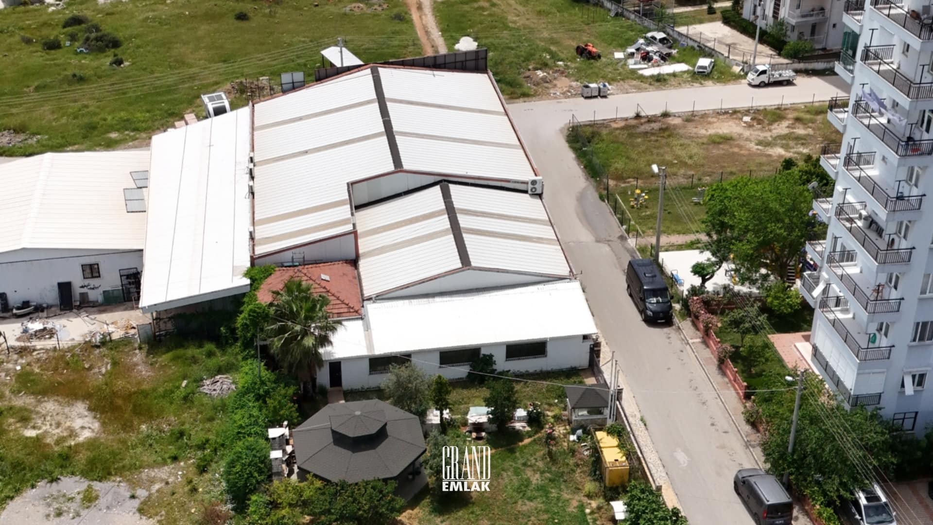 Muhteşem Lokasyonda Kiralık Fabrika-Üretim Tesisi- Depo LOGOLU (13)