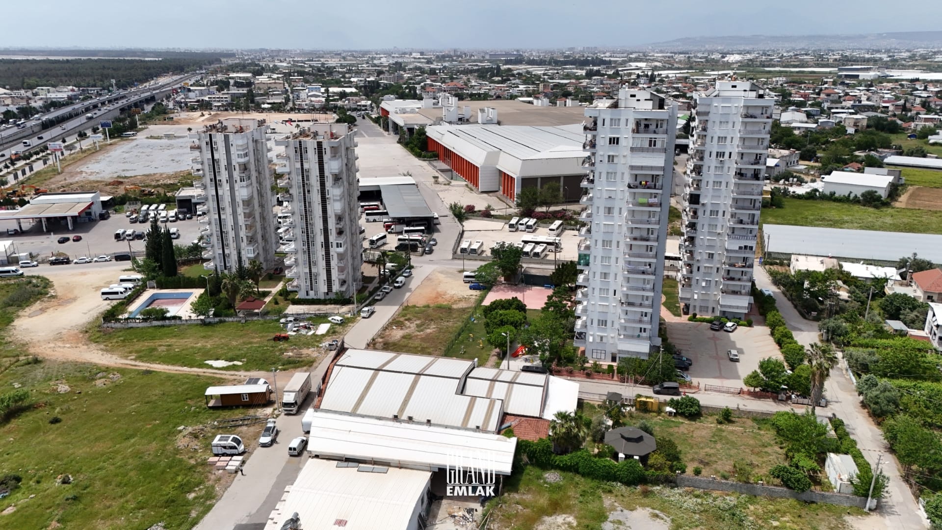 Muhteşem Lokasyonda Kiralık Fabrika-Üretim Tesisi- Depo LOGOLU (18)