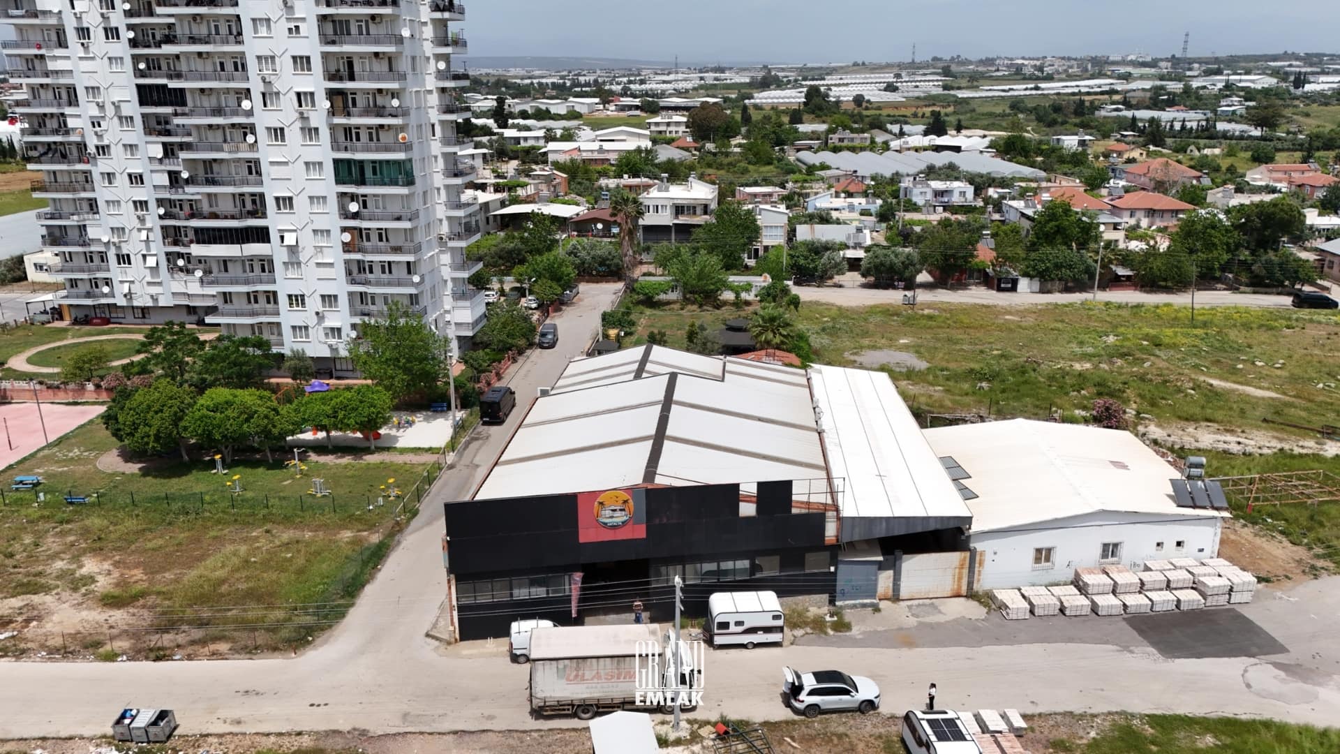 Muhteşem Lokasyonda Kiralık Fabrika-Üretim Tesisi- Depo LOGOLU (6)