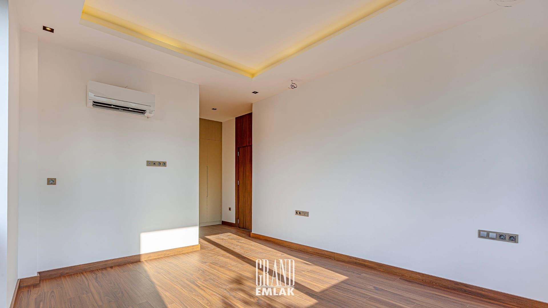 belek villa logolu (26)