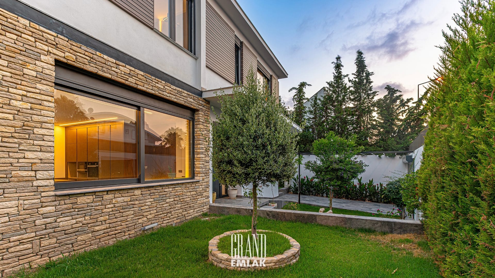 belek villa logolu (4)
